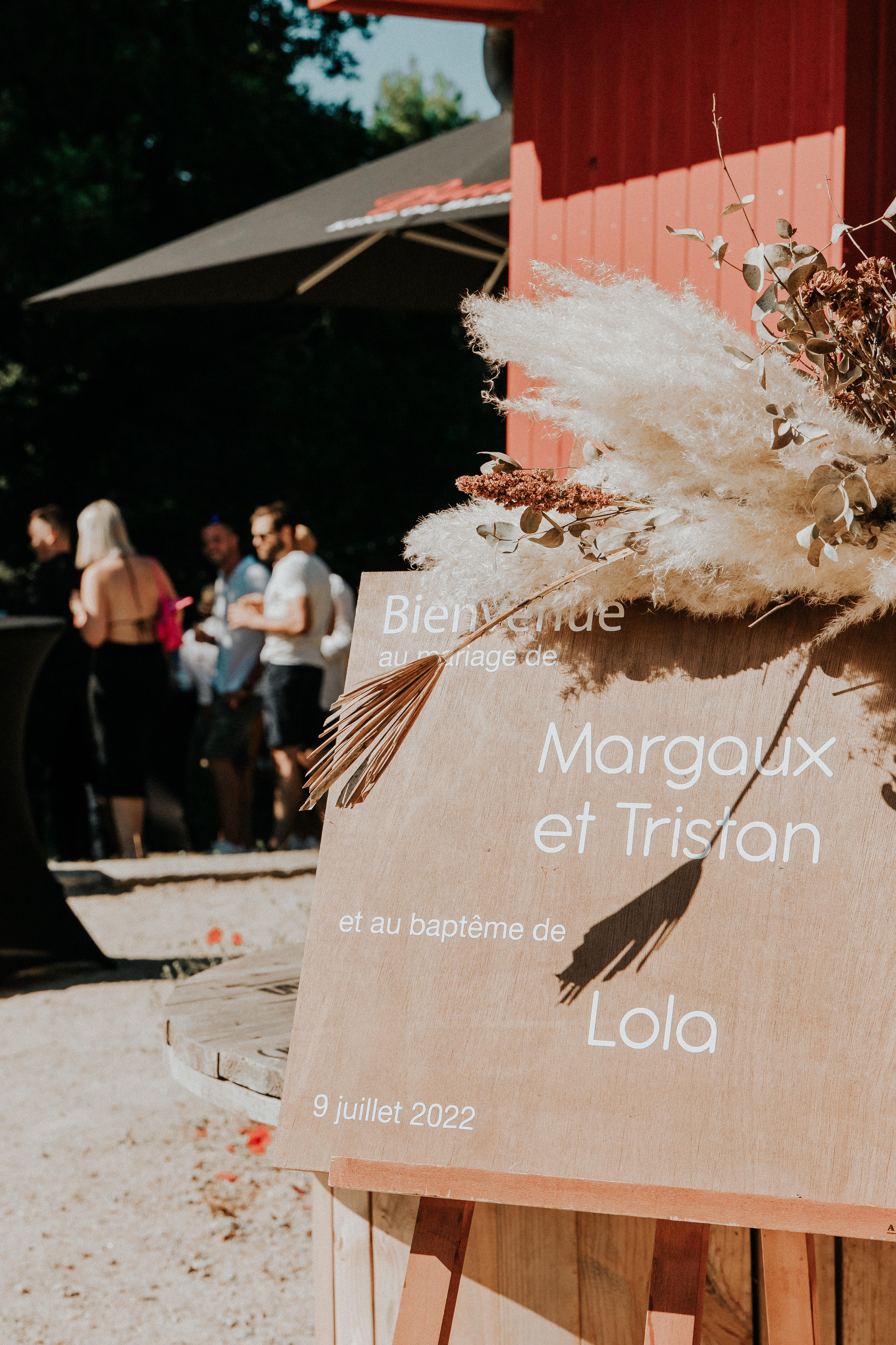 A Non-Traditional Wedding at Domaine de la Chapronnaie 90