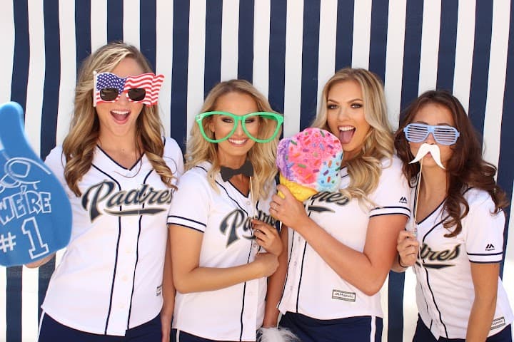 Pixster Photo Booth Rental portfolio 1