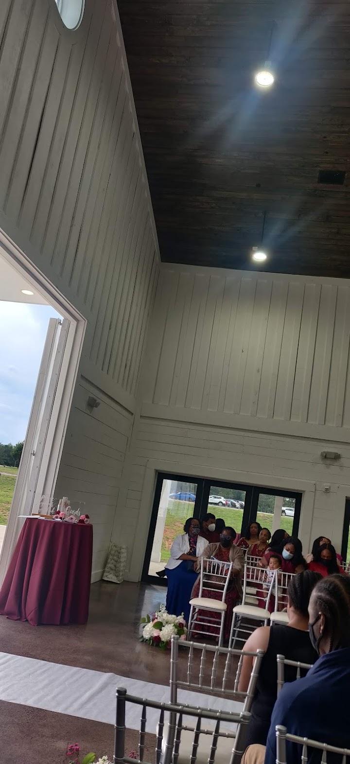 The Venue at Seven Oaks Farm portfolio 5