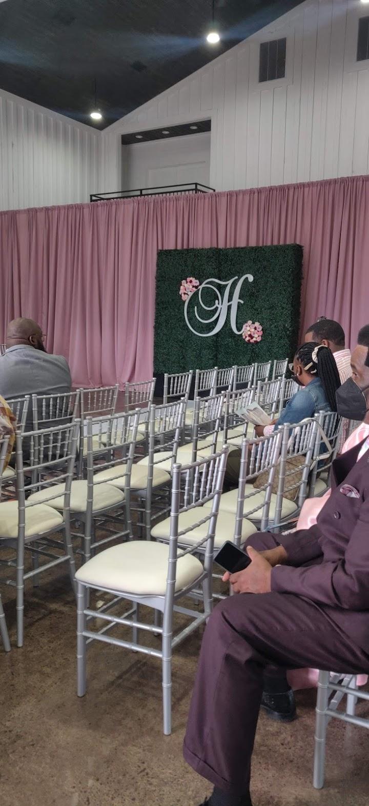 The Venue at Seven Oaks Farm portfolio 1