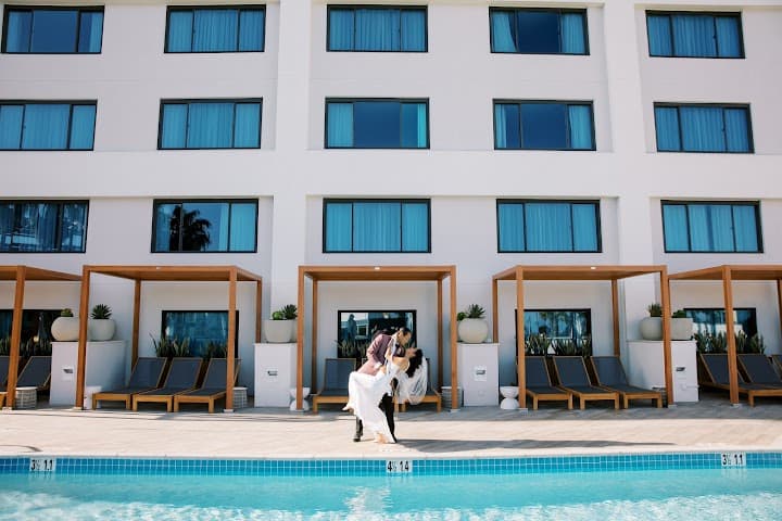 Hilton Santa Monica Hotel & Suites
