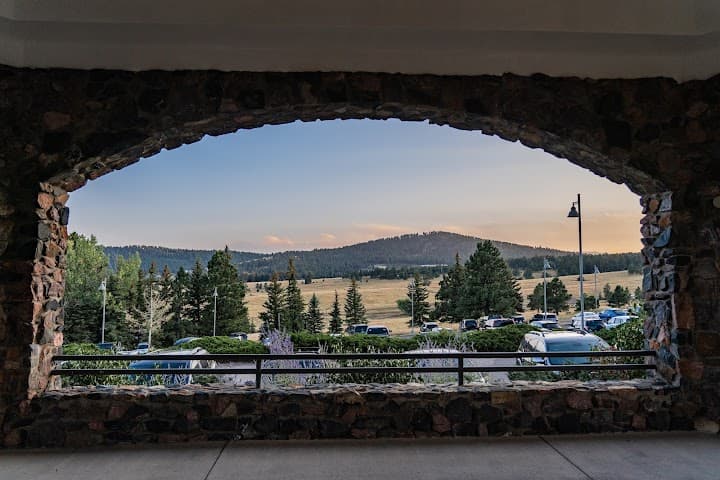 Mount Vernon Canyon Club portfolio 2