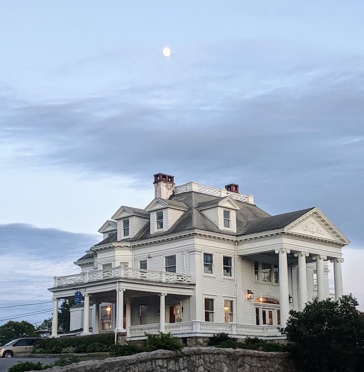Inn at Mystic