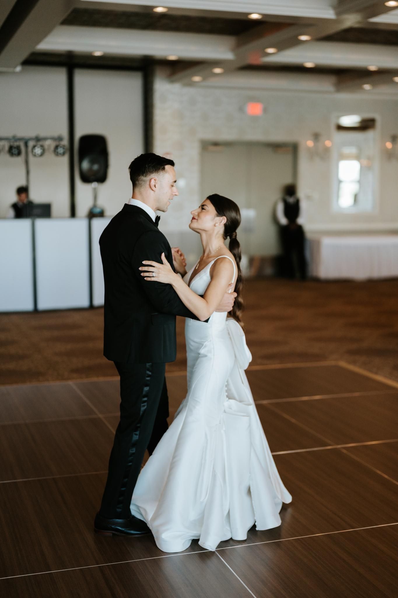 A Romantic Summer Wedding at Venezia Restaurant Boston 35