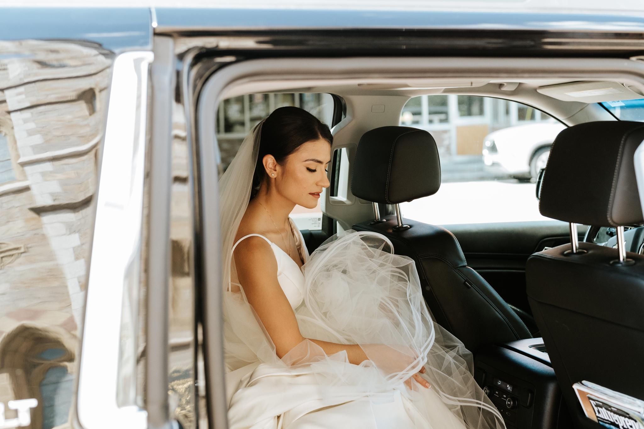 A Romantic Summer Wedding at Venezia Restaurant Boston 31