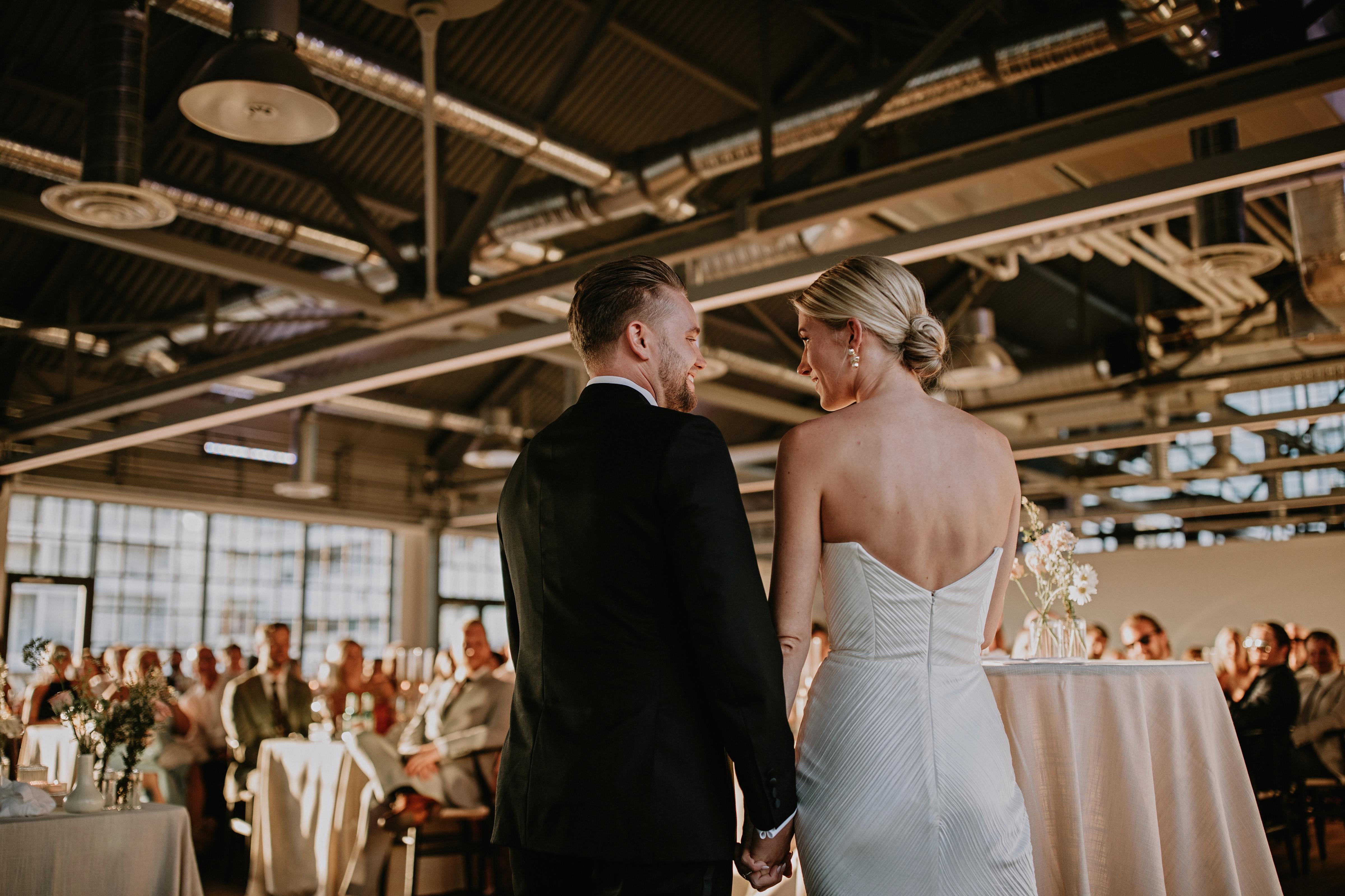 A Romantic Summer Wedding at The Wallace 42