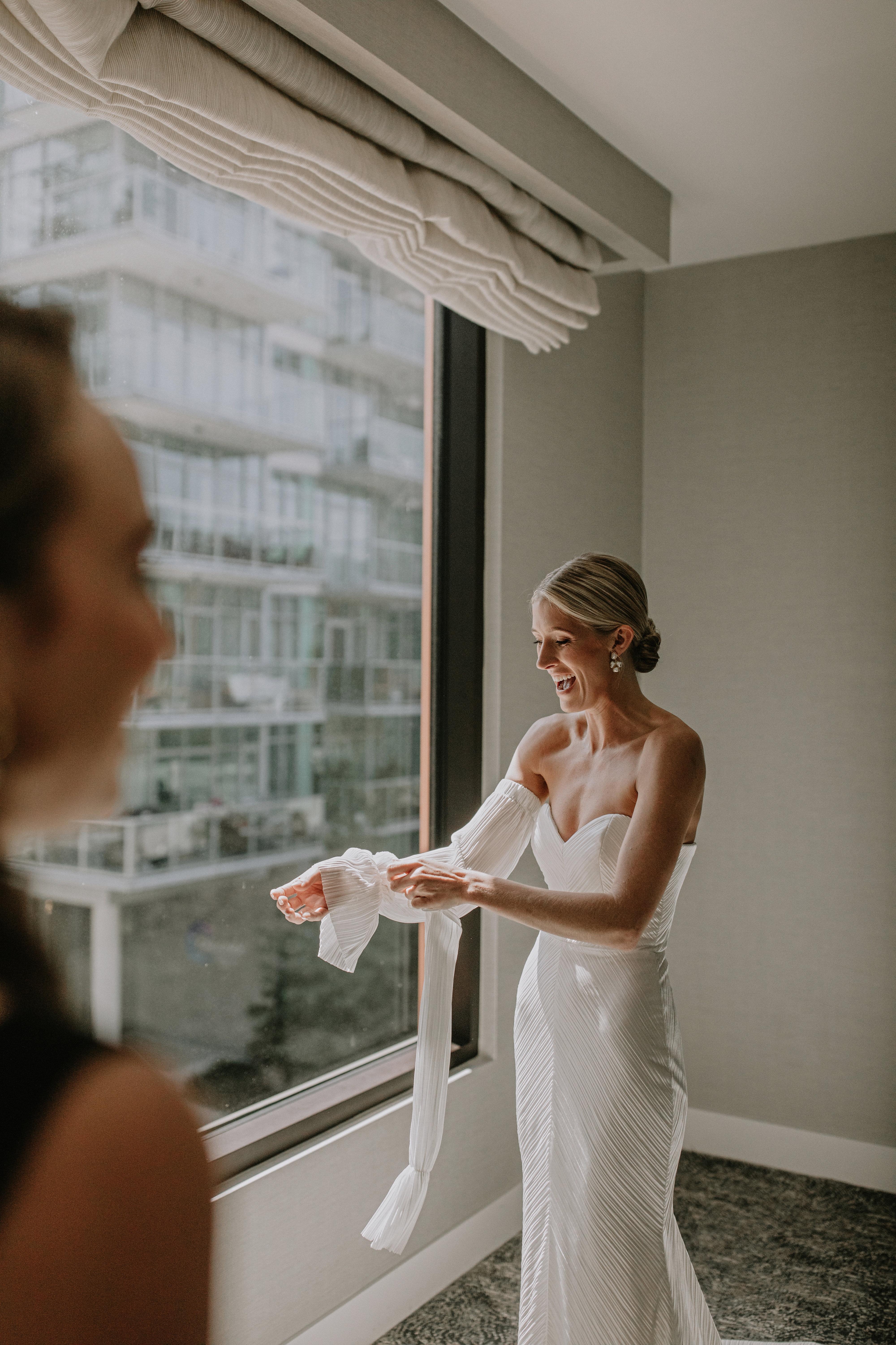 A Romantic Summer Wedding at The Wallace 34