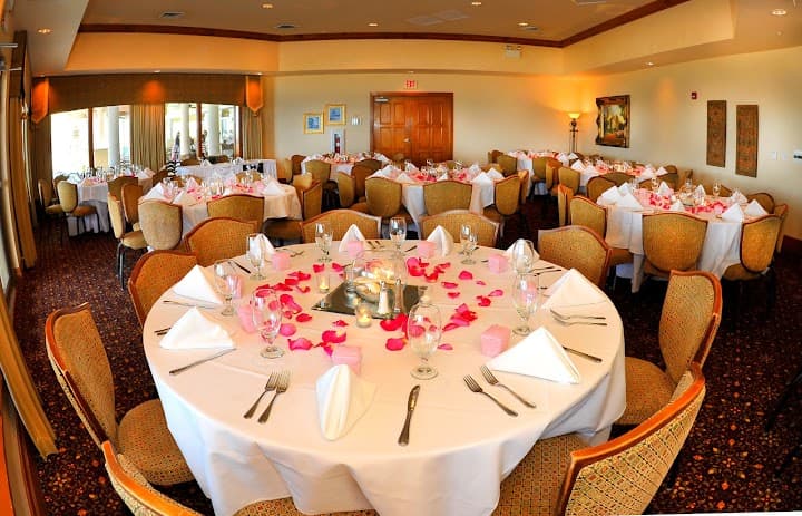 Serenata Beach Club portfolio 5