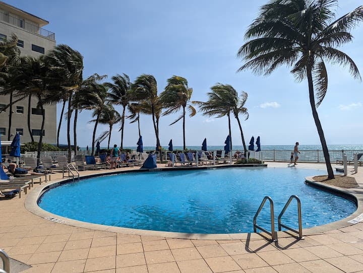 Pelican Grand Beach Resort portfolio 5