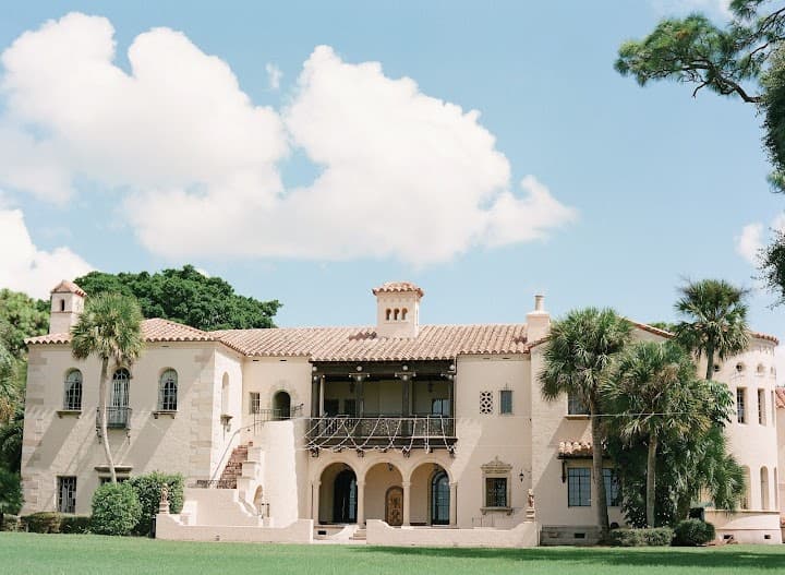 Powel Crosley Estate