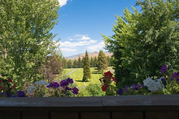 Knob Hill Inn Sun Valley portfolio 3