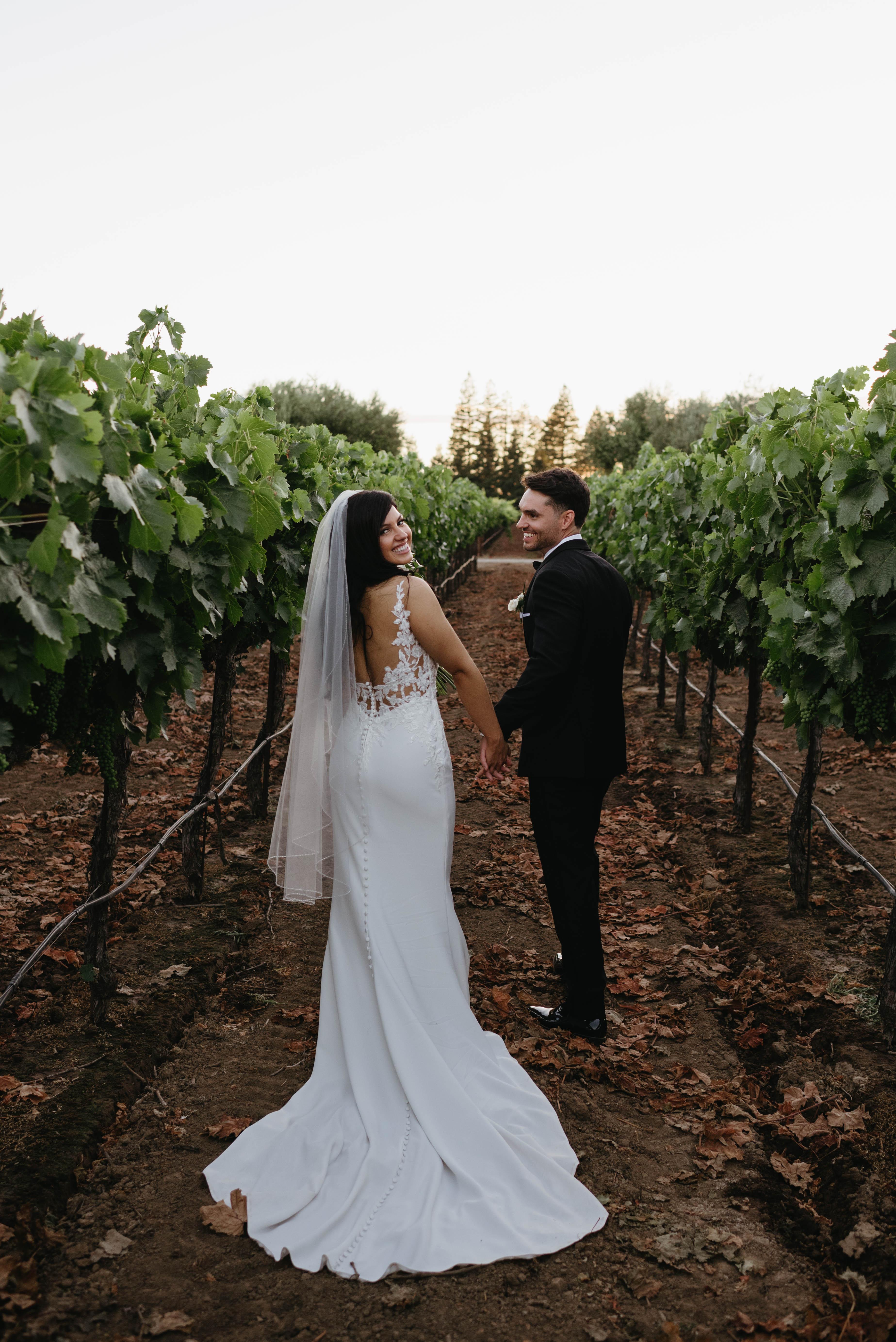 A Romantic Summer Wedding at St. Jorge Winery 21