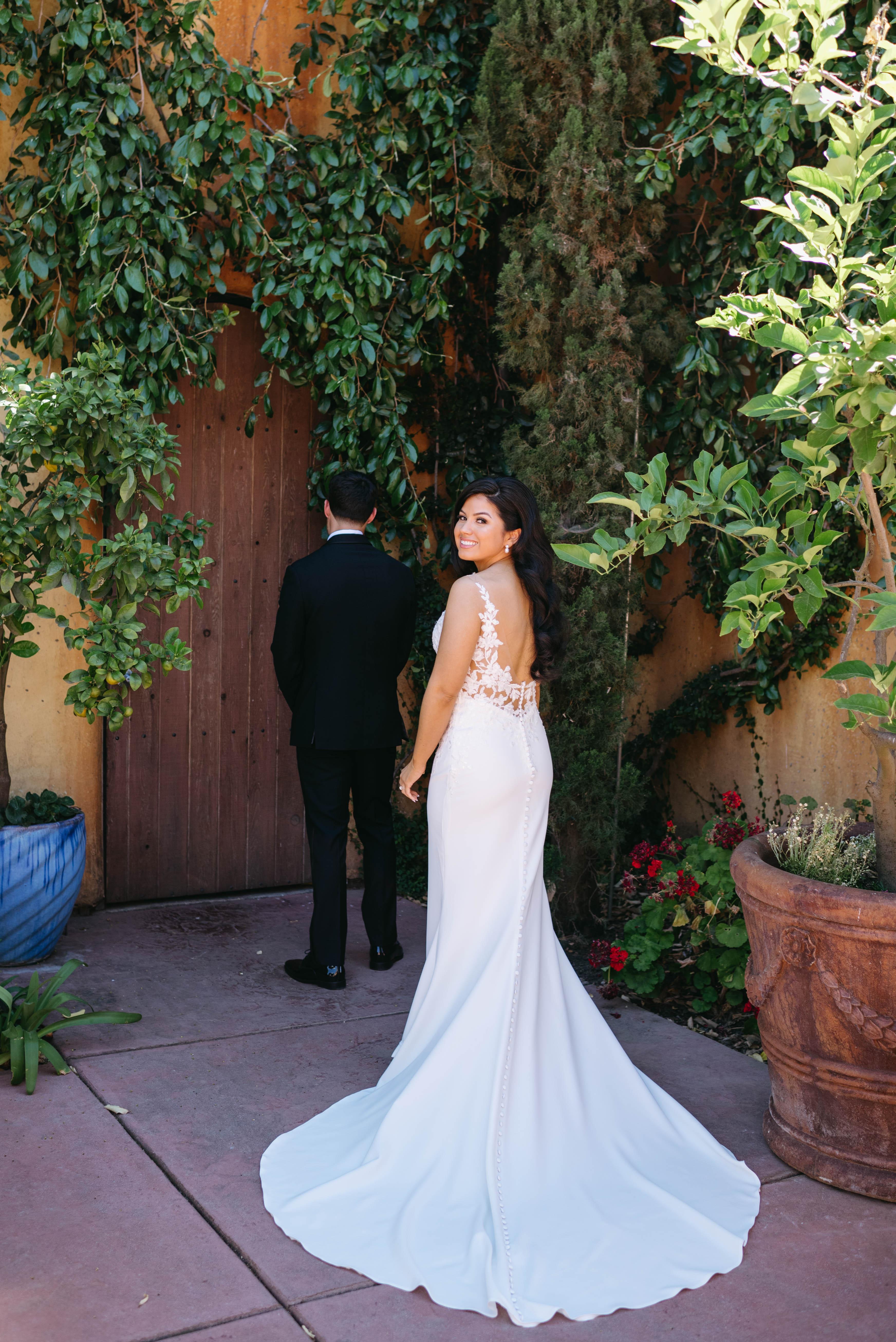 A Romantic Summer Wedding at St. Jorge Winery 22