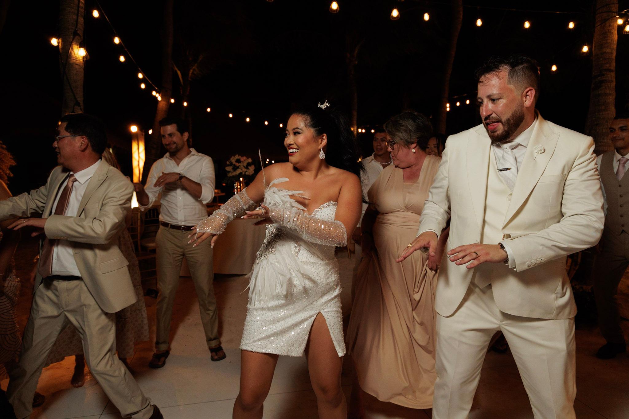 A Glamorous Summer Wedding at Renaissance Island 14