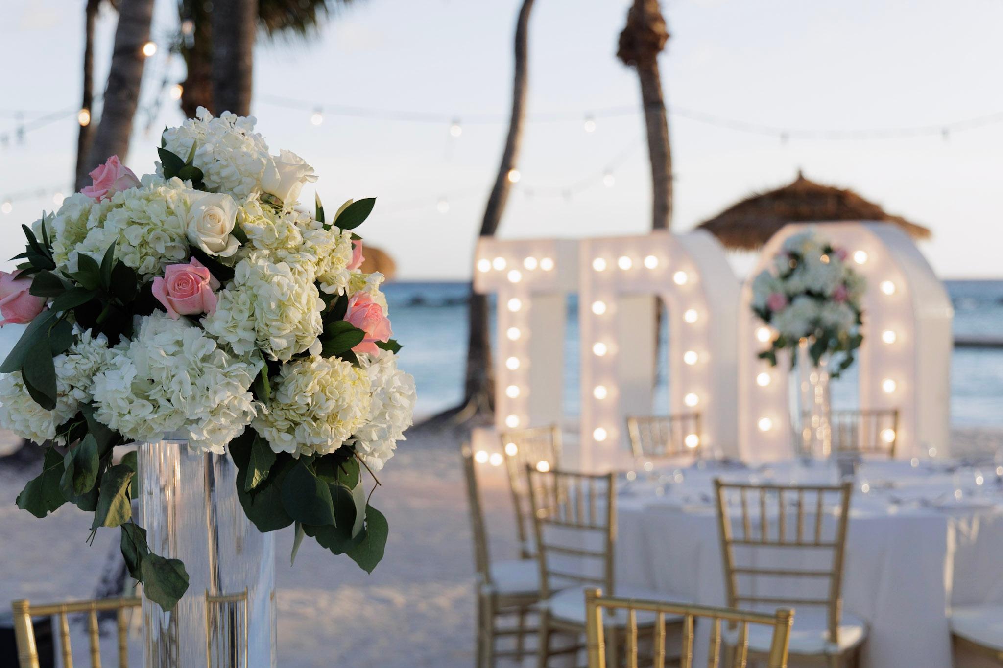 A Glamorous Summer Wedding at Renaissance Island 4