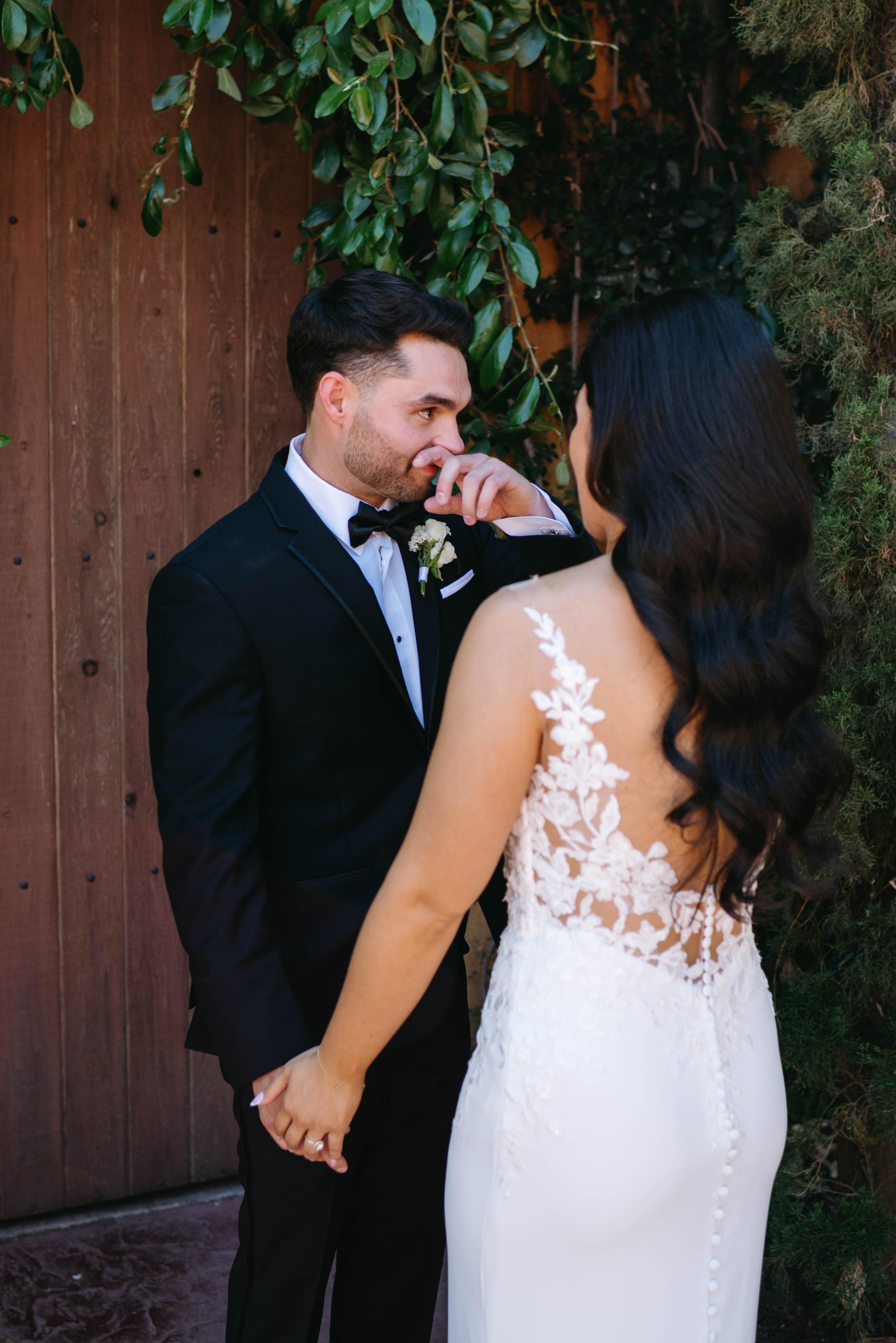 A Romantic Summer Wedding at St. Jorge Winery 6