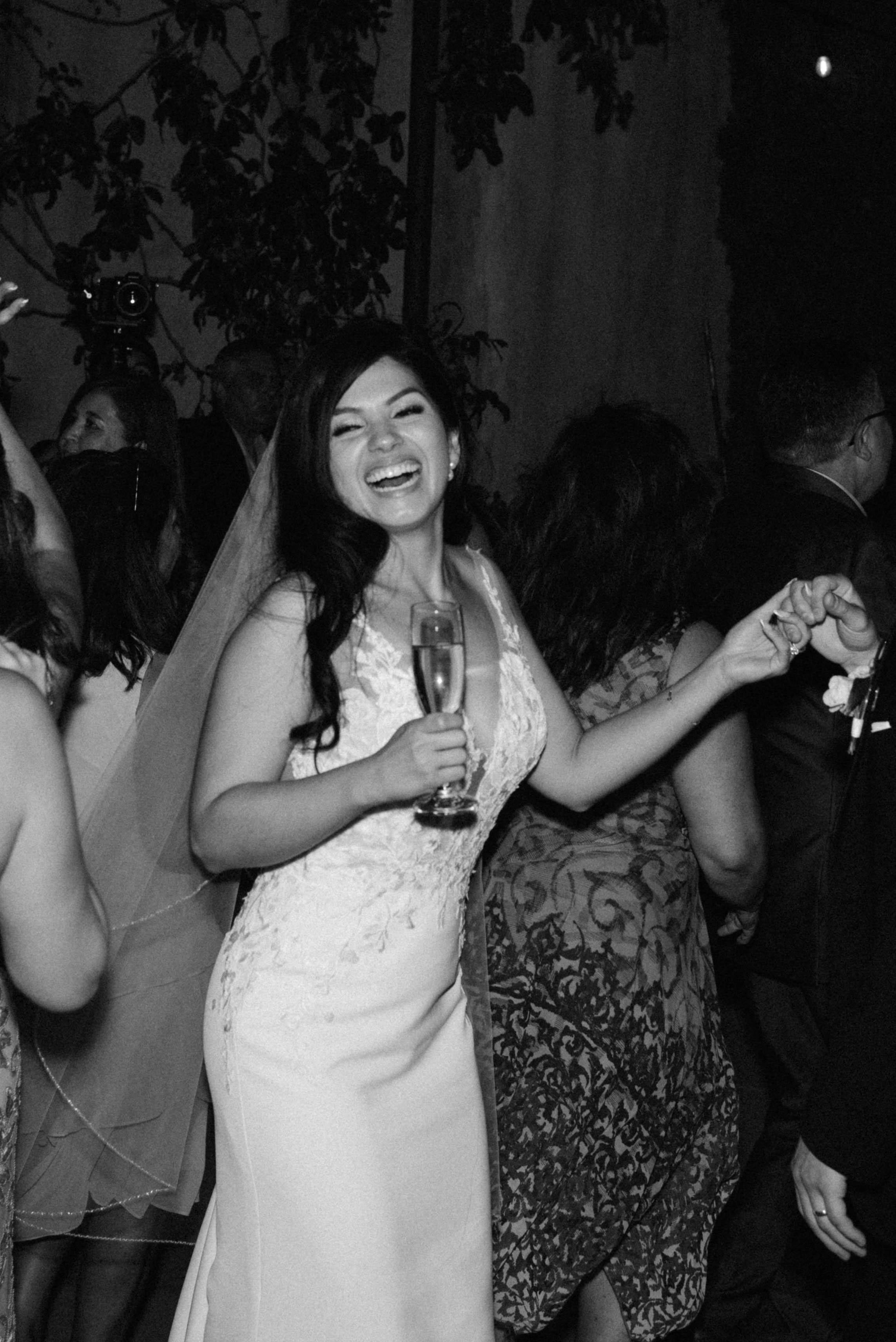 A Romantic Summer Wedding at St. Jorge Winery 3