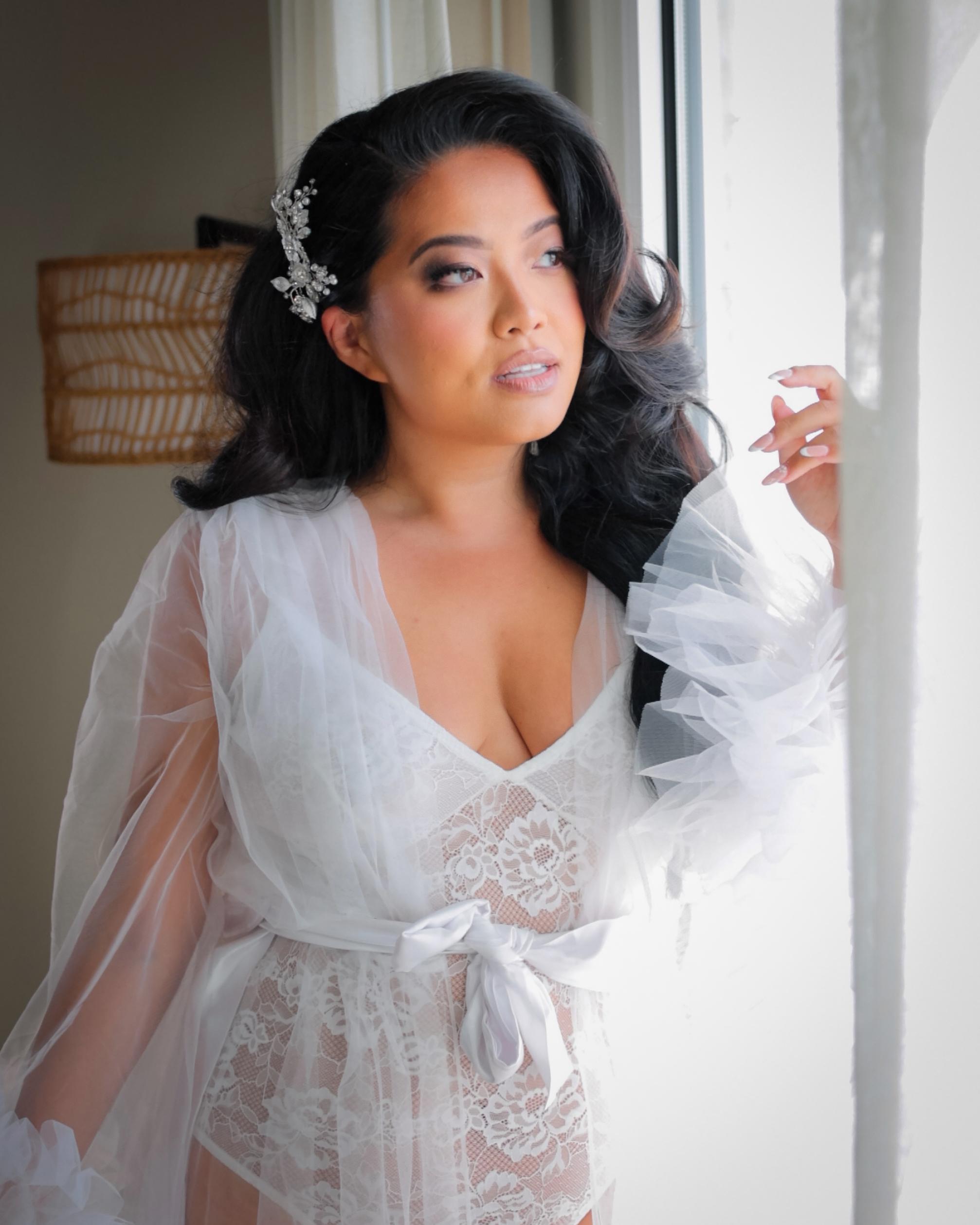 A Glamorous Summer Wedding at Renaissance Island photo 3
