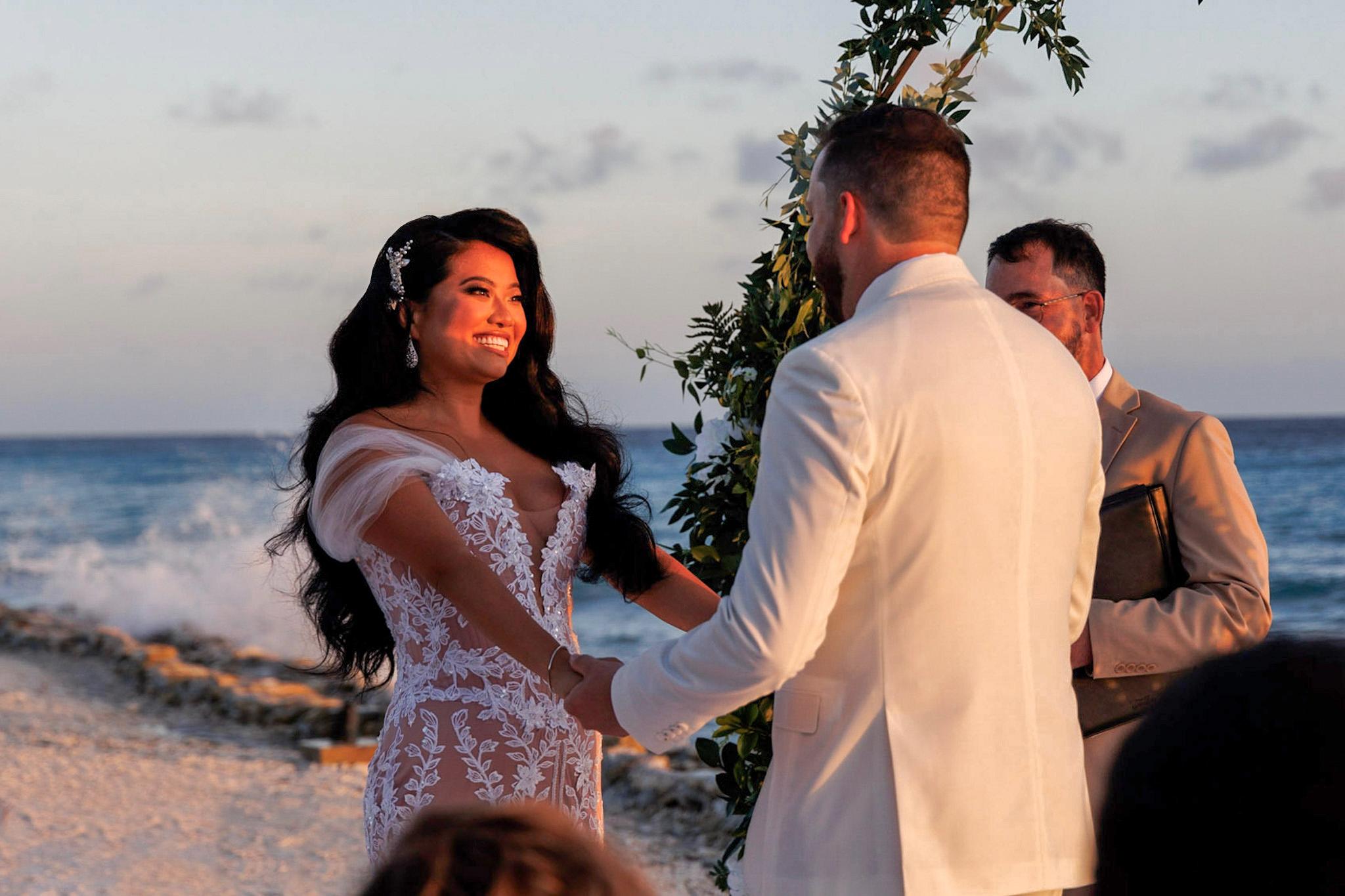 A Glamorous Summer Wedding at Renaissance Island 24