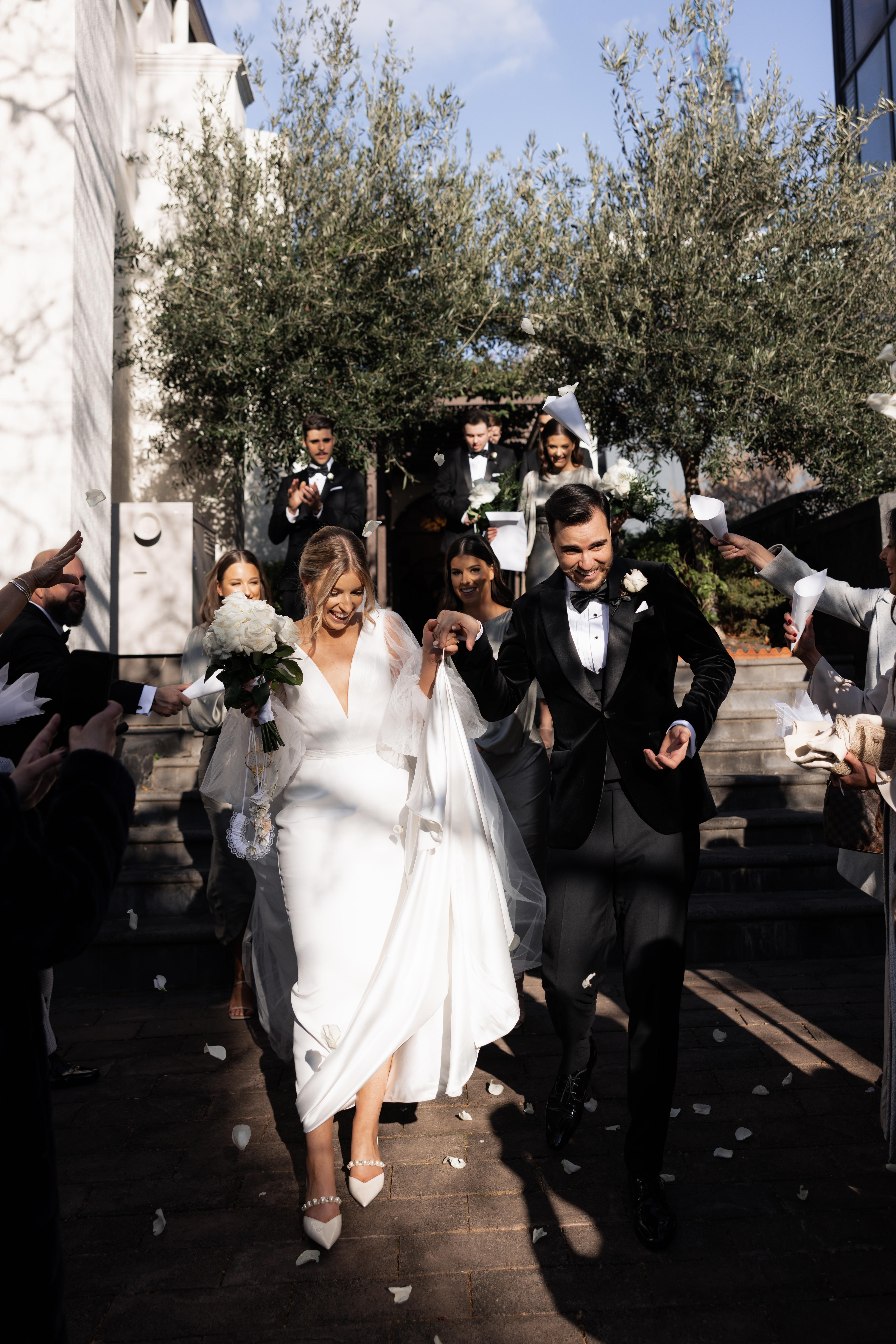 A Glamorous Summer Wedding at Half Acre 54
