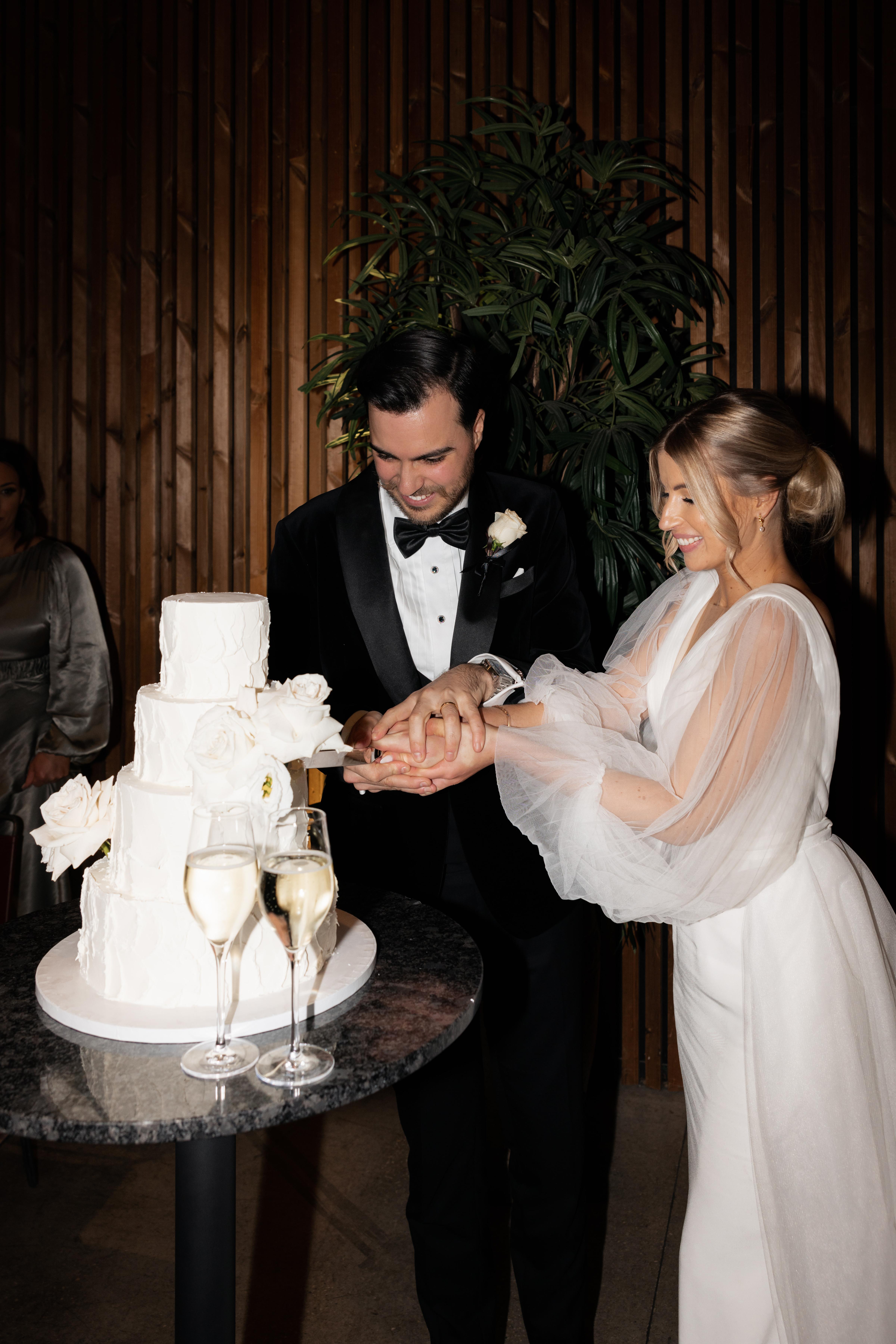 A Glamorous Summer Wedding at Half Acre 49