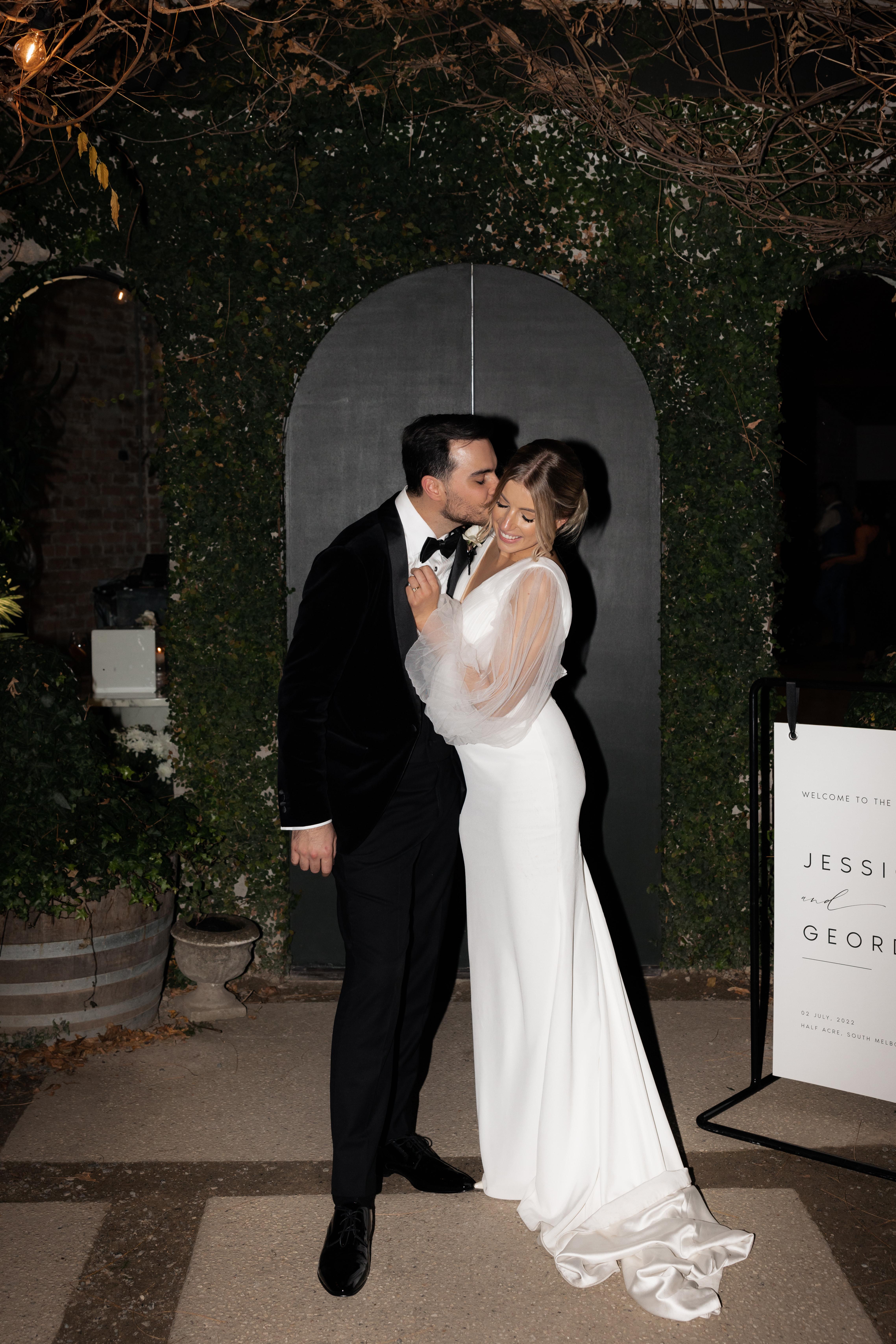 A Glamorous Summer Wedding at Half Acre 34