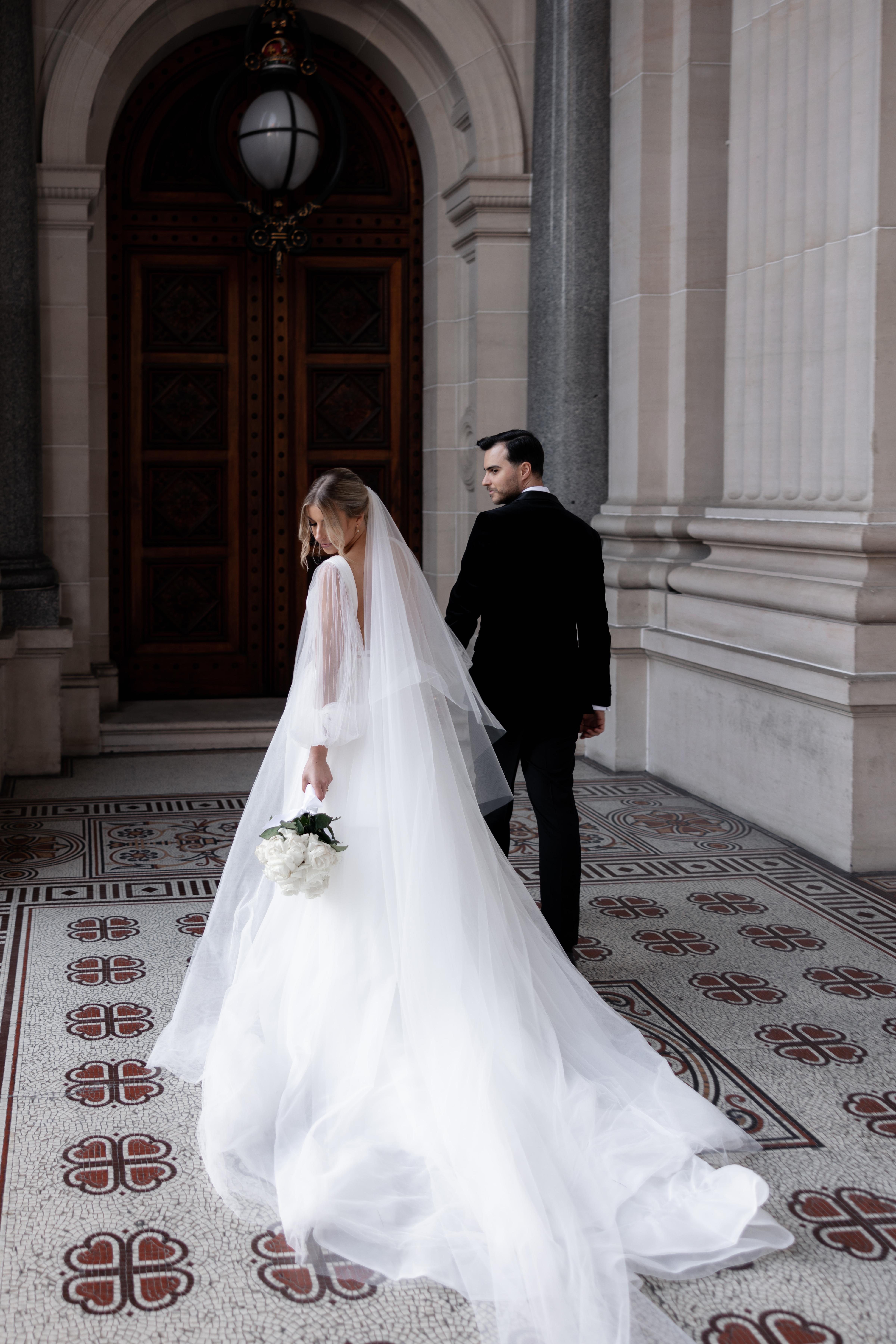 A Glamorous Summer Wedding at Half Acre 11