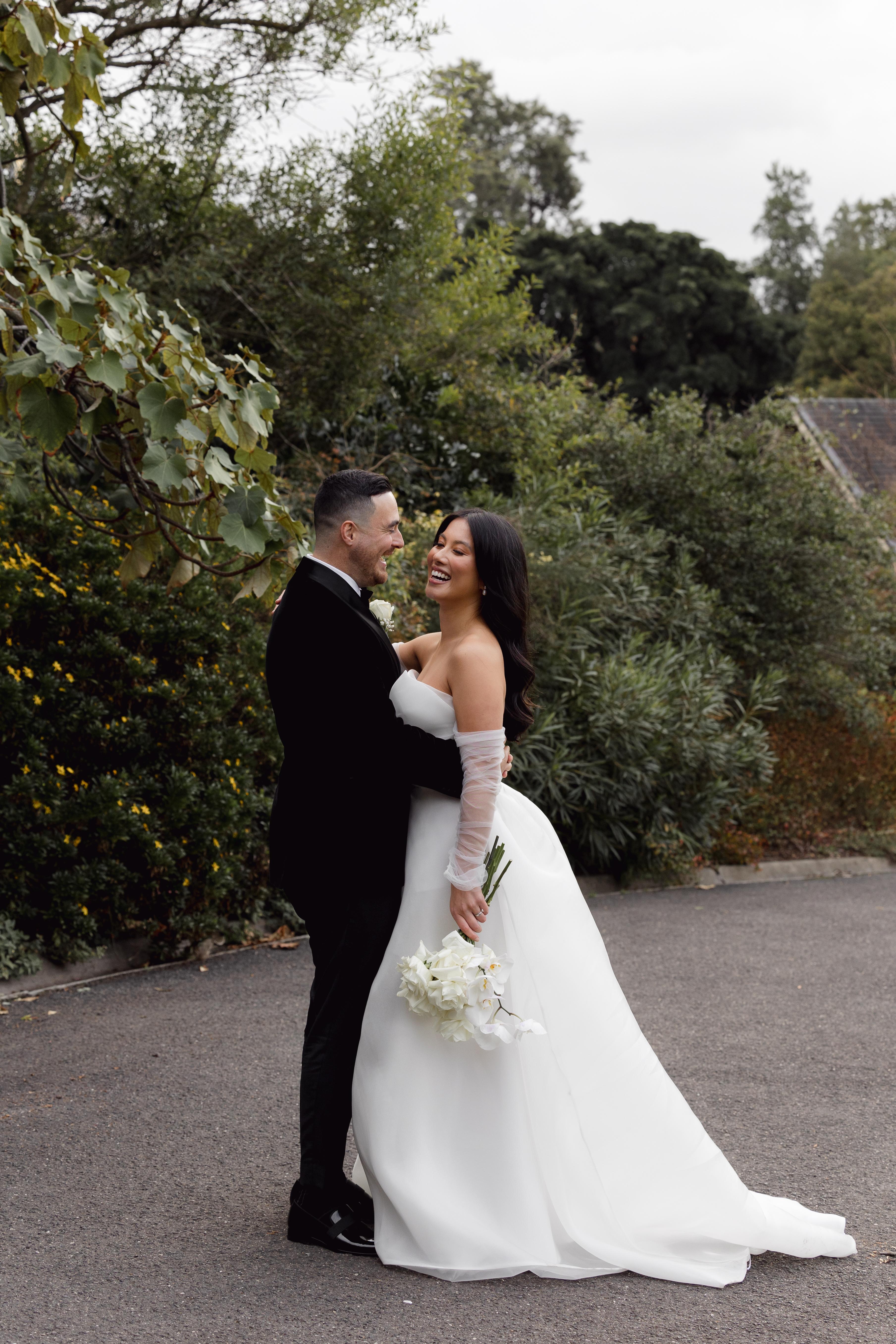 A Glamorous Summer Wedding at Bramleigh Estate 87