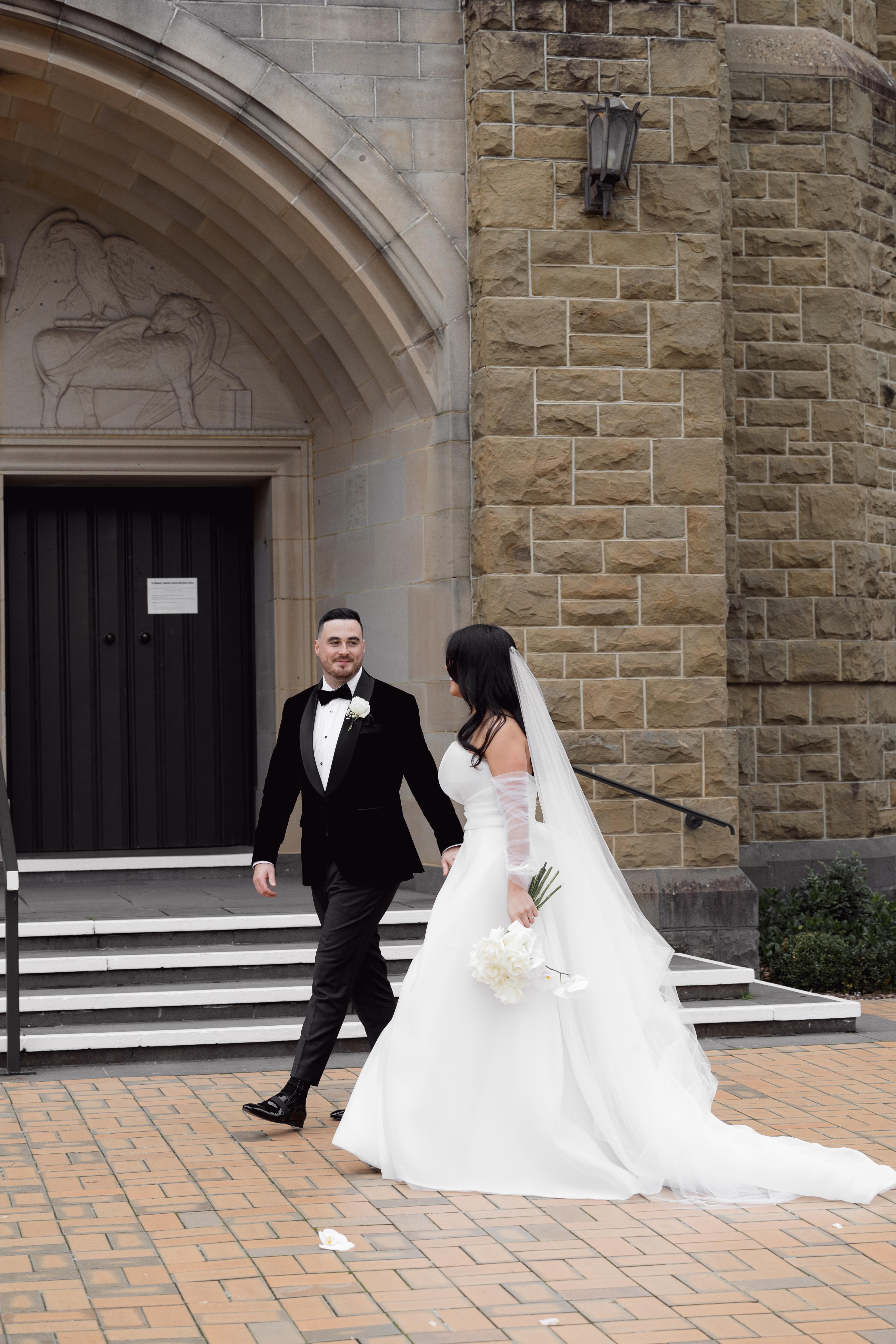 A Glamorous Summer Wedding at Bramleigh Estate 59