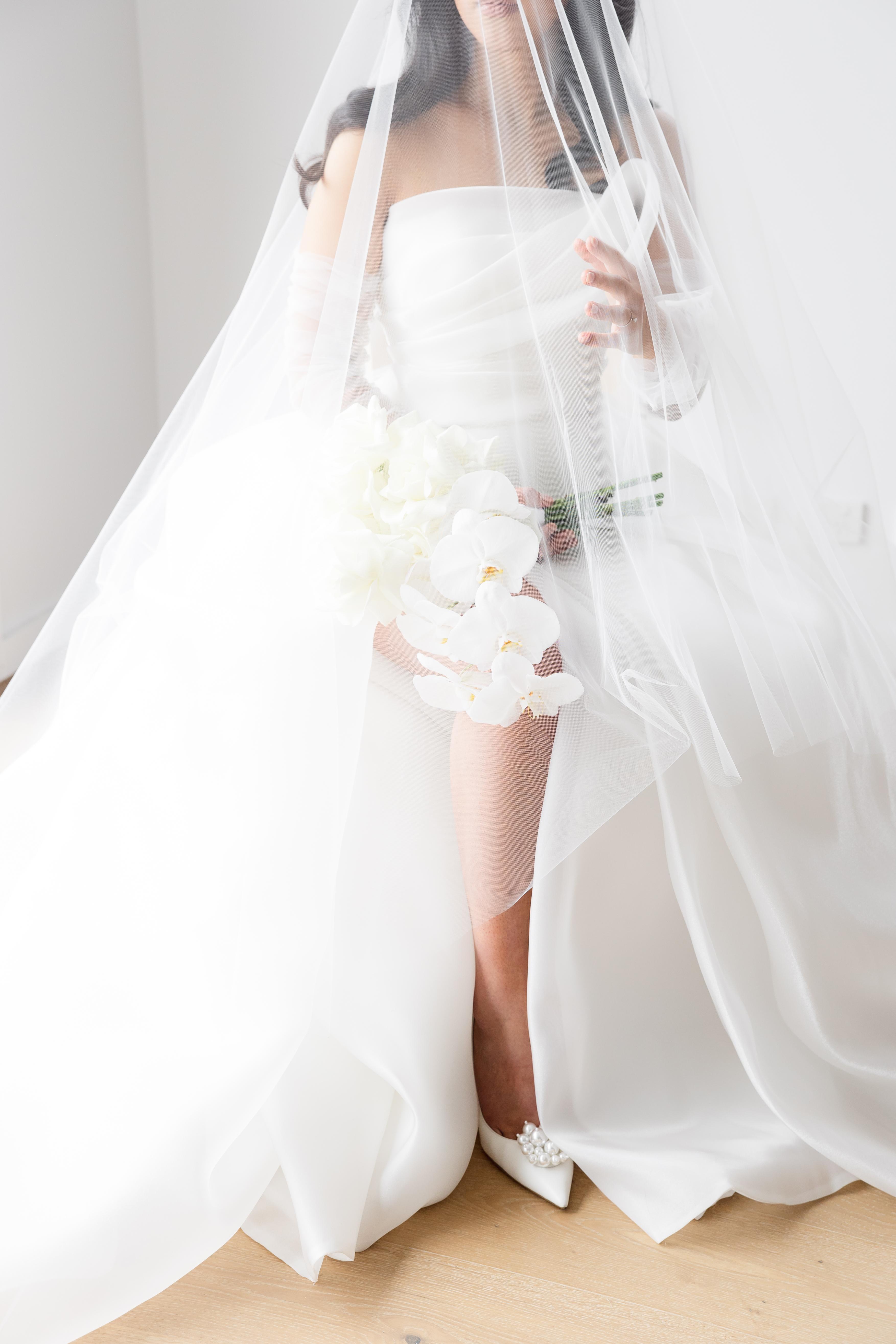 A Glamorous Summer Wedding at Bramleigh Estate 19