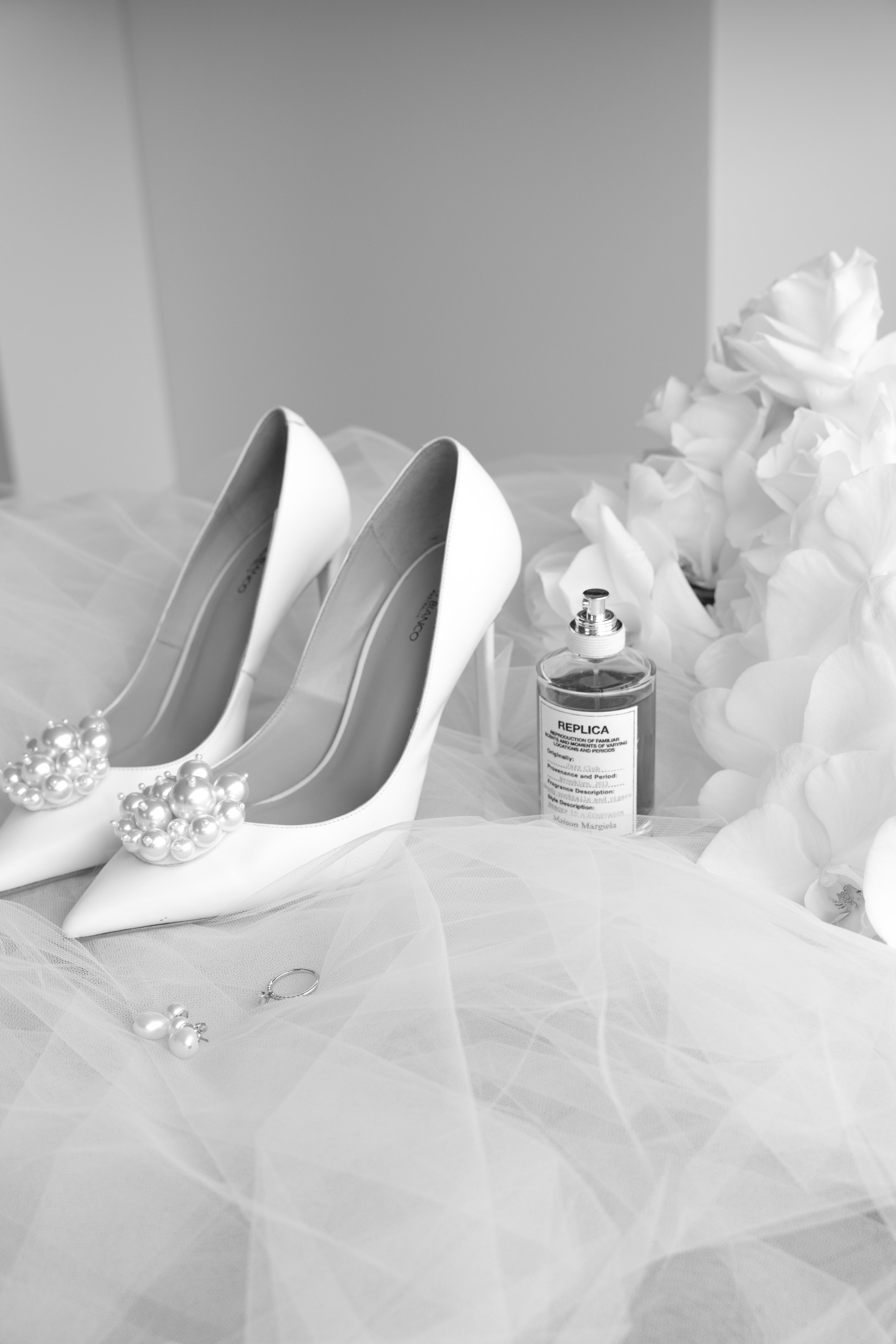 A Glamorous Summer Wedding at Bramleigh Estate 33