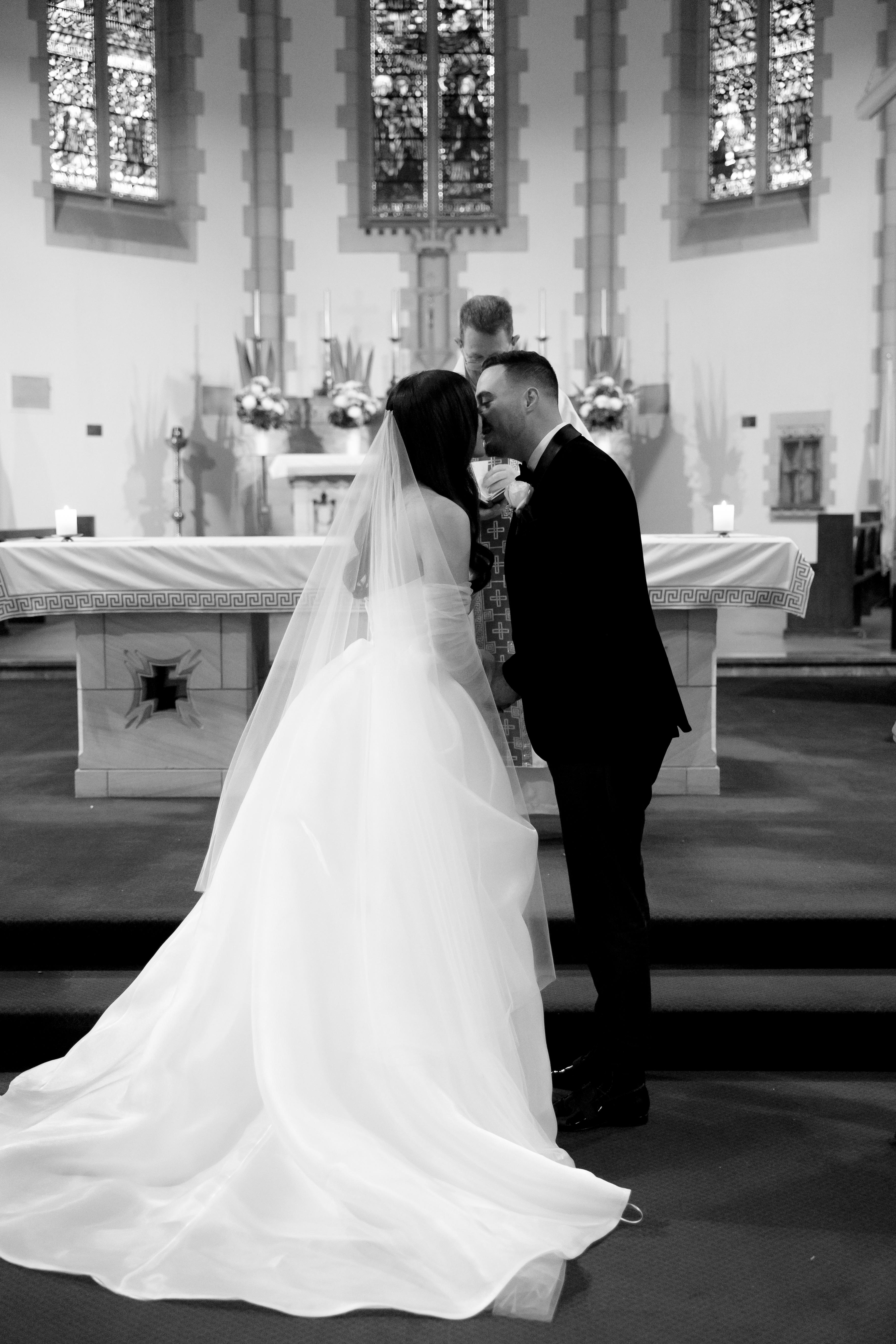 A Glamorous Summer Wedding at Bramleigh Estate 71