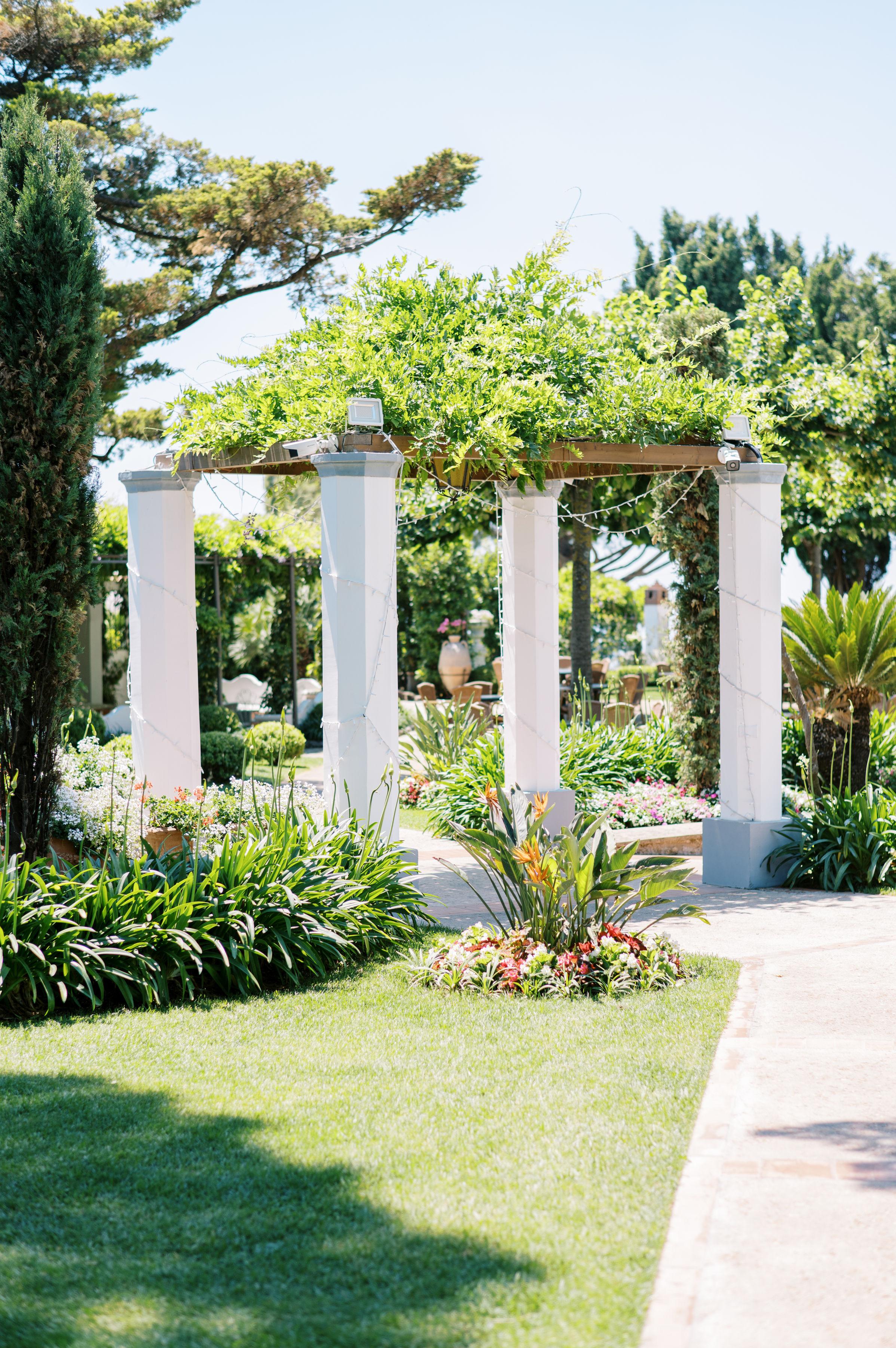 A Romantic Summer Wedding at Villa Eva 51