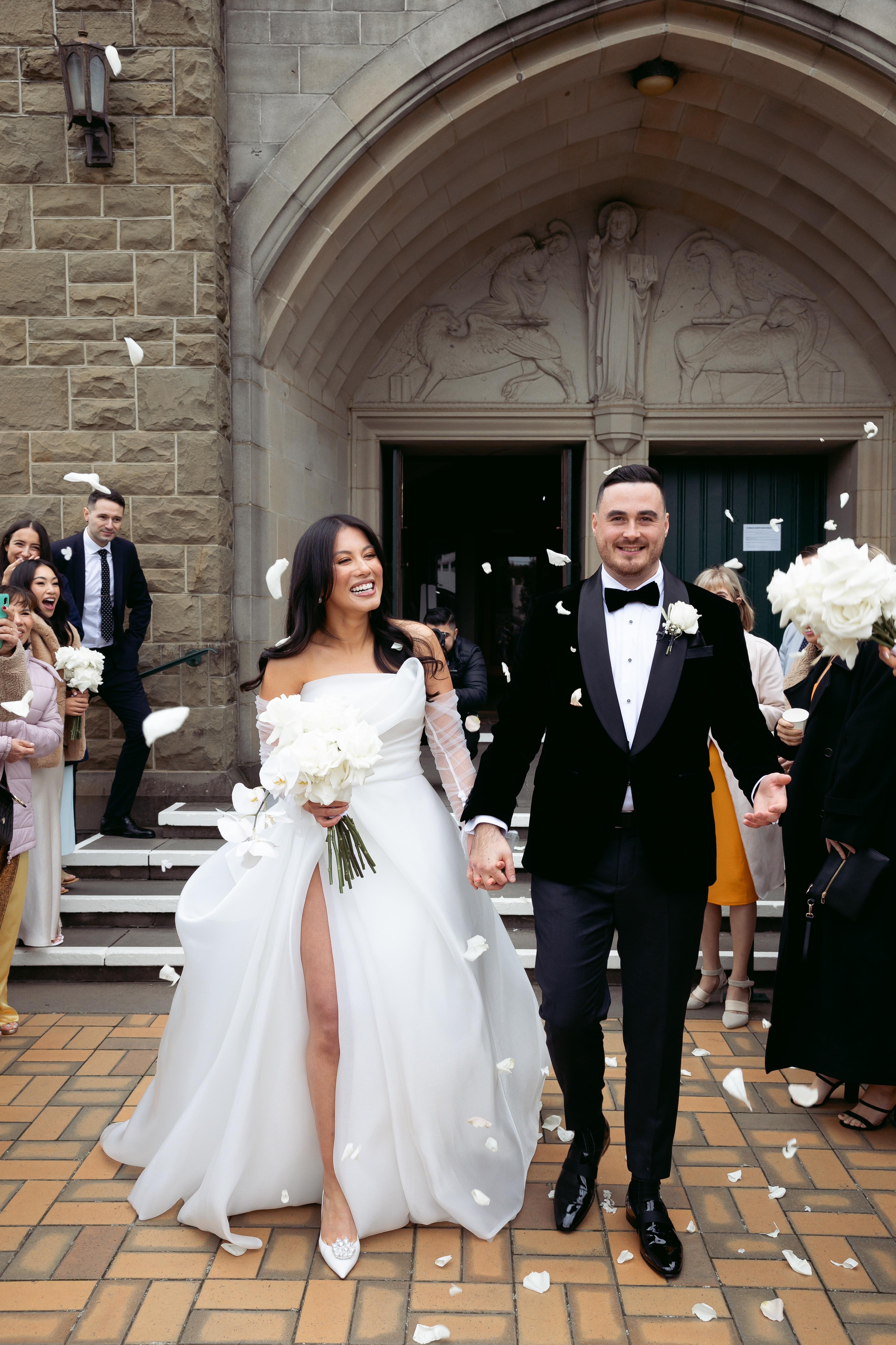 A Glamorous Summer Wedding at Bramleigh Estate 70