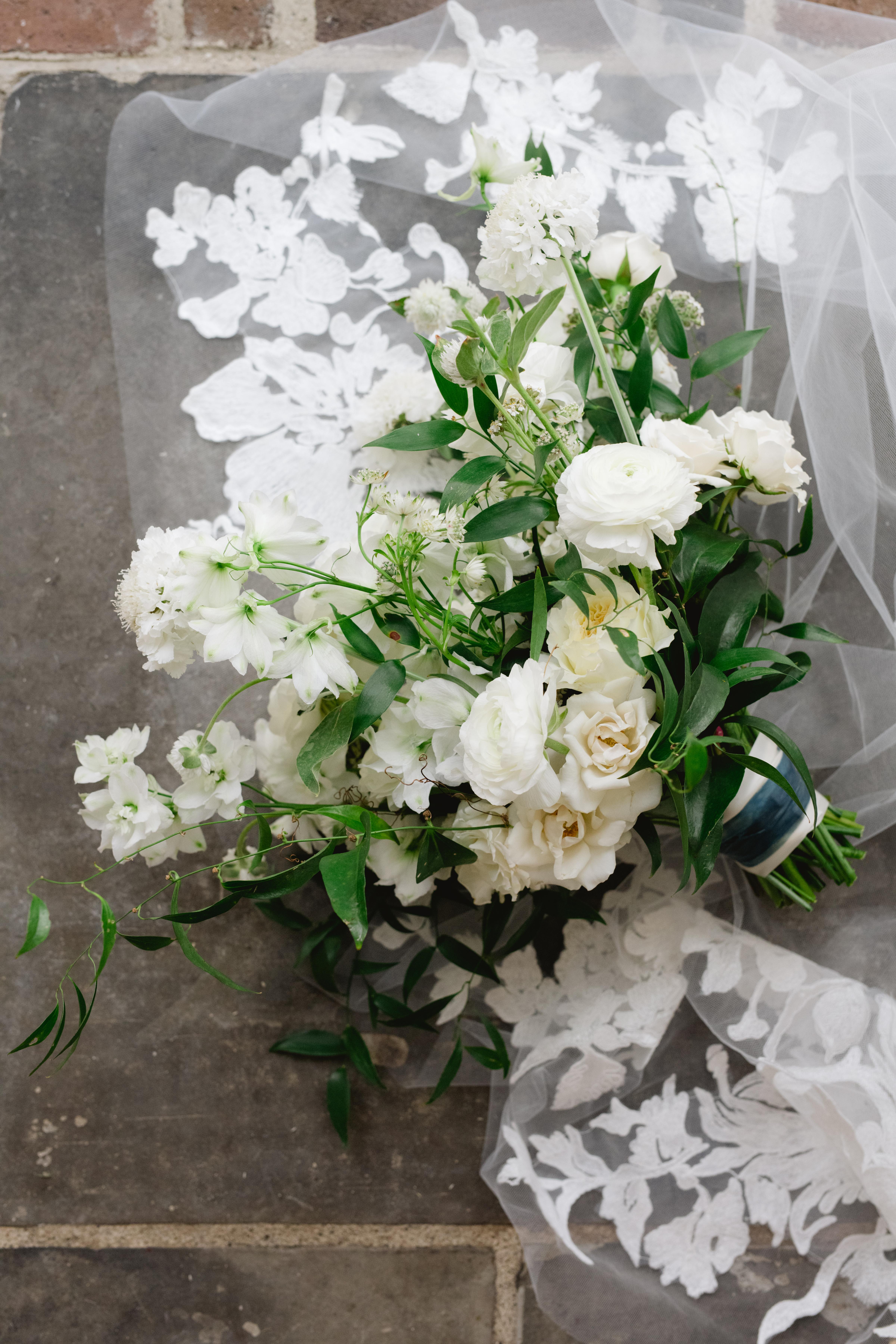 A Romantic Fall Wedding at The War Memorial 59