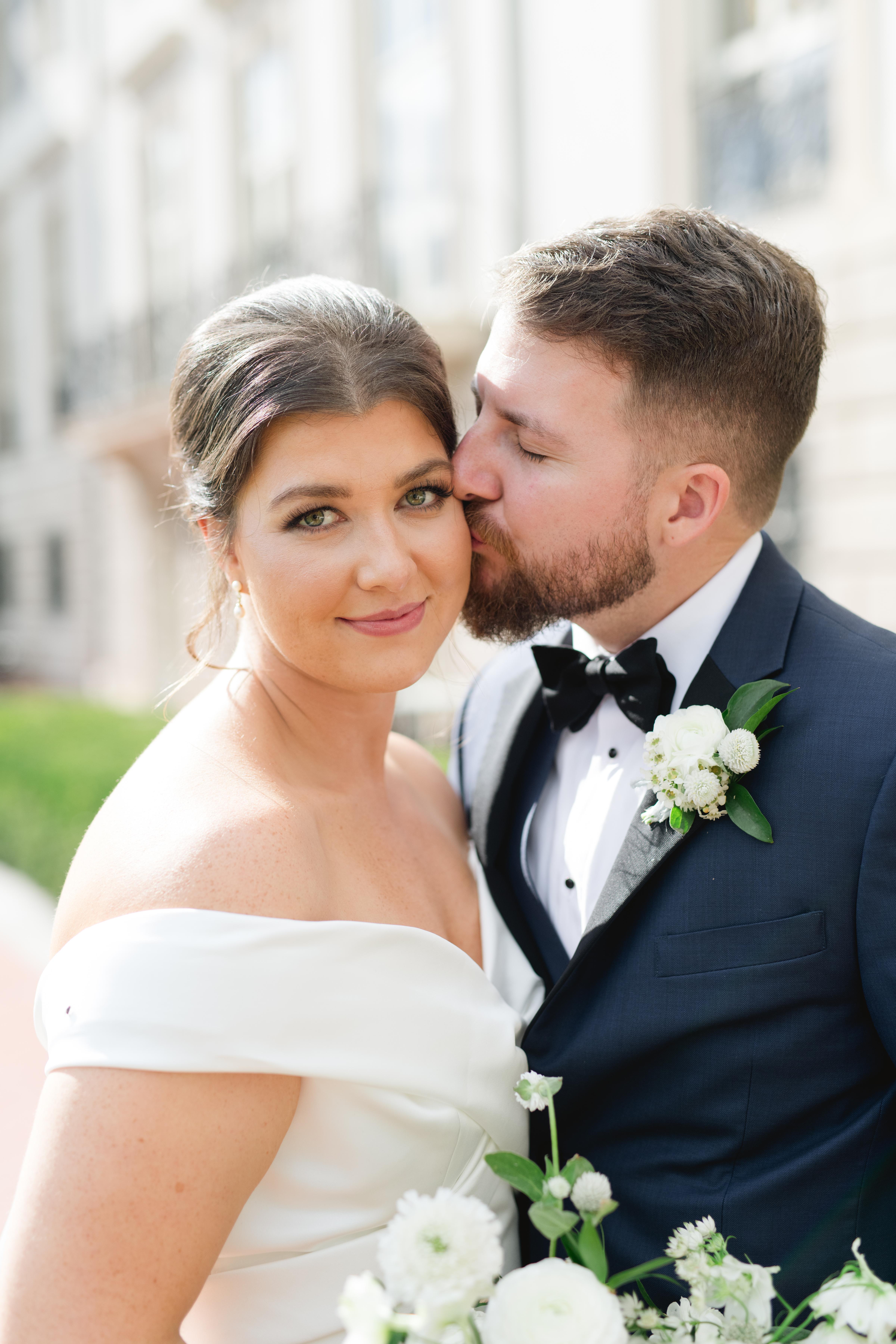 A Romantic Fall Wedding at The War Memorial 24