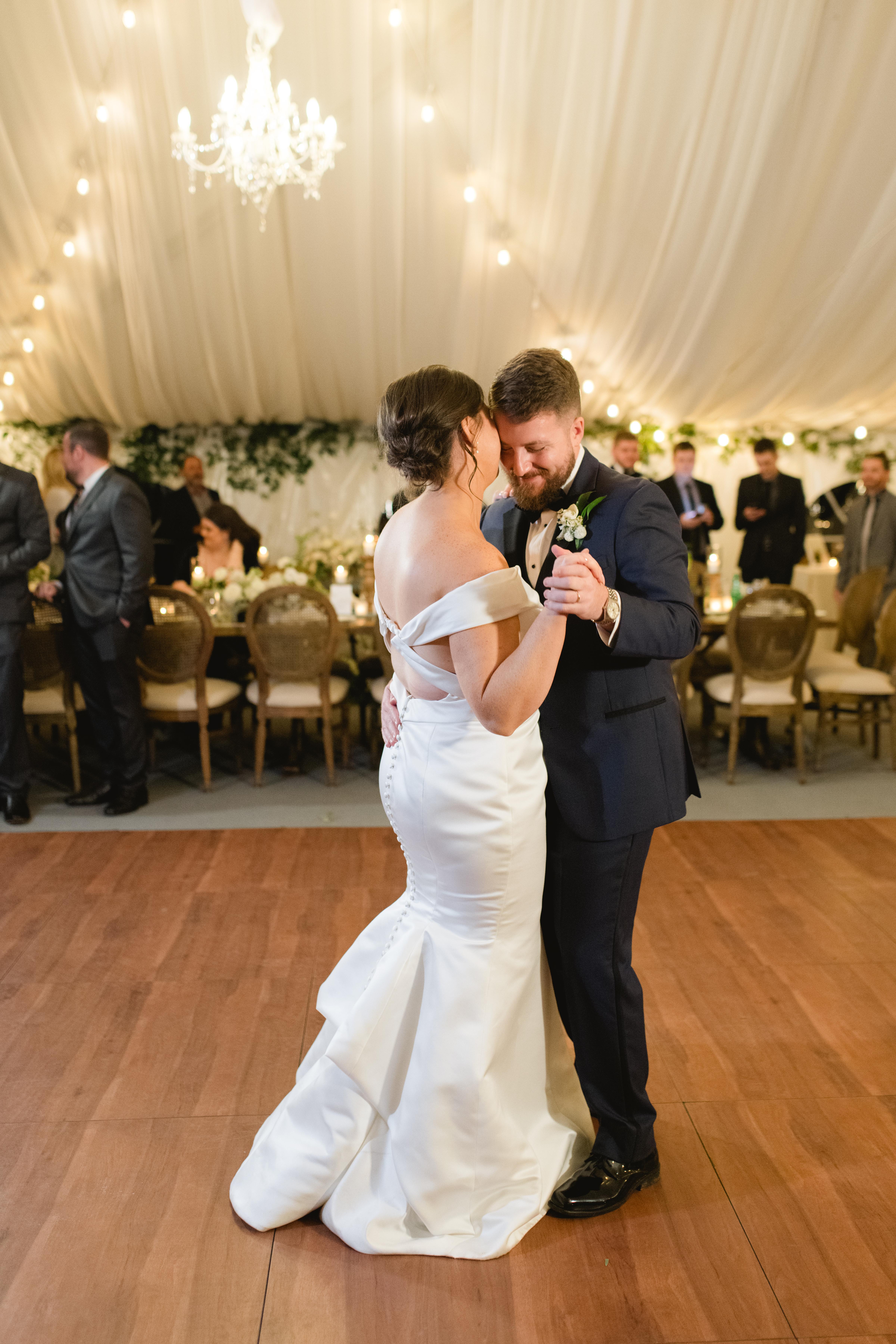 A Romantic Fall Wedding at The War Memorial 40
