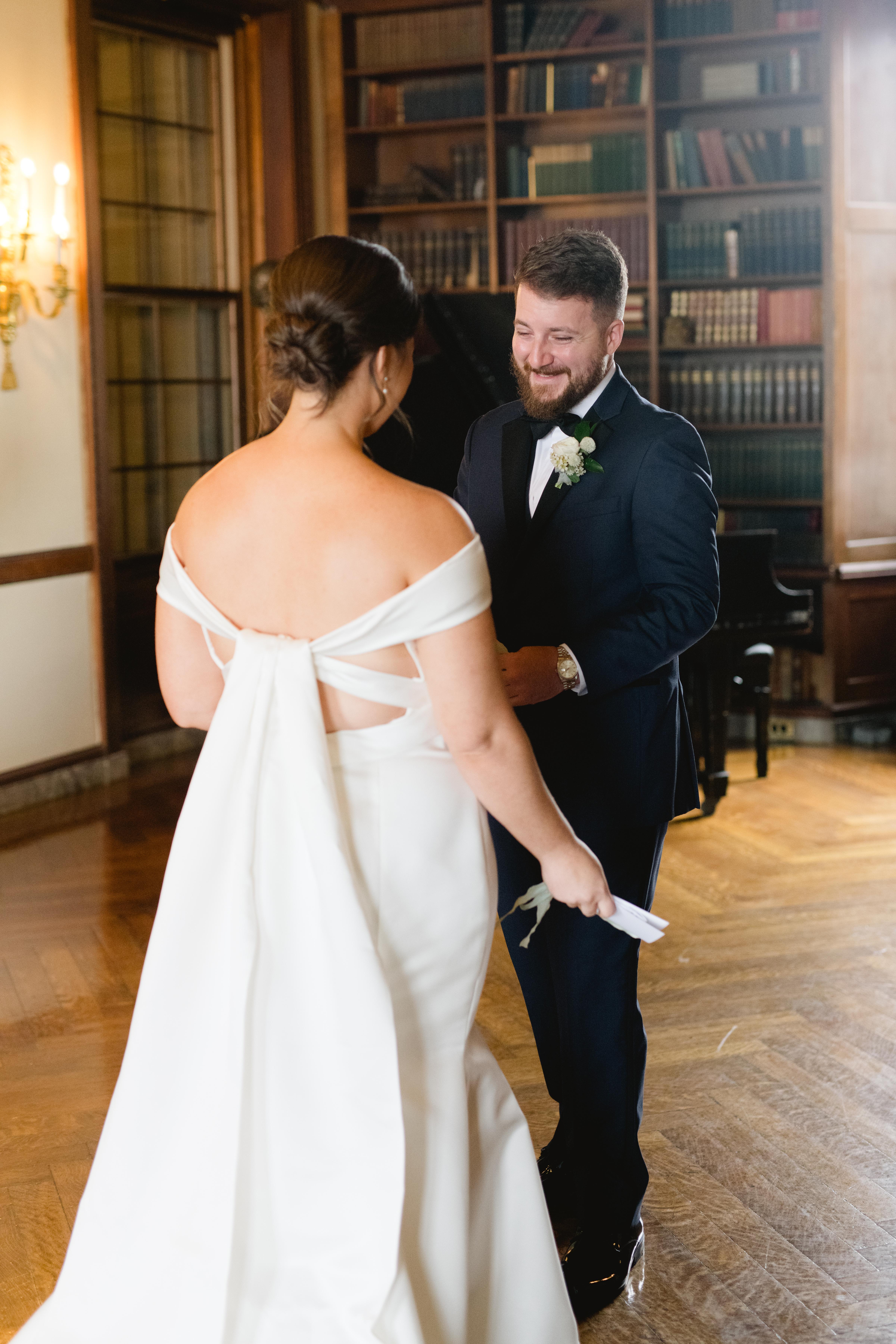 A Romantic Fall Wedding at The War Memorial photo 5