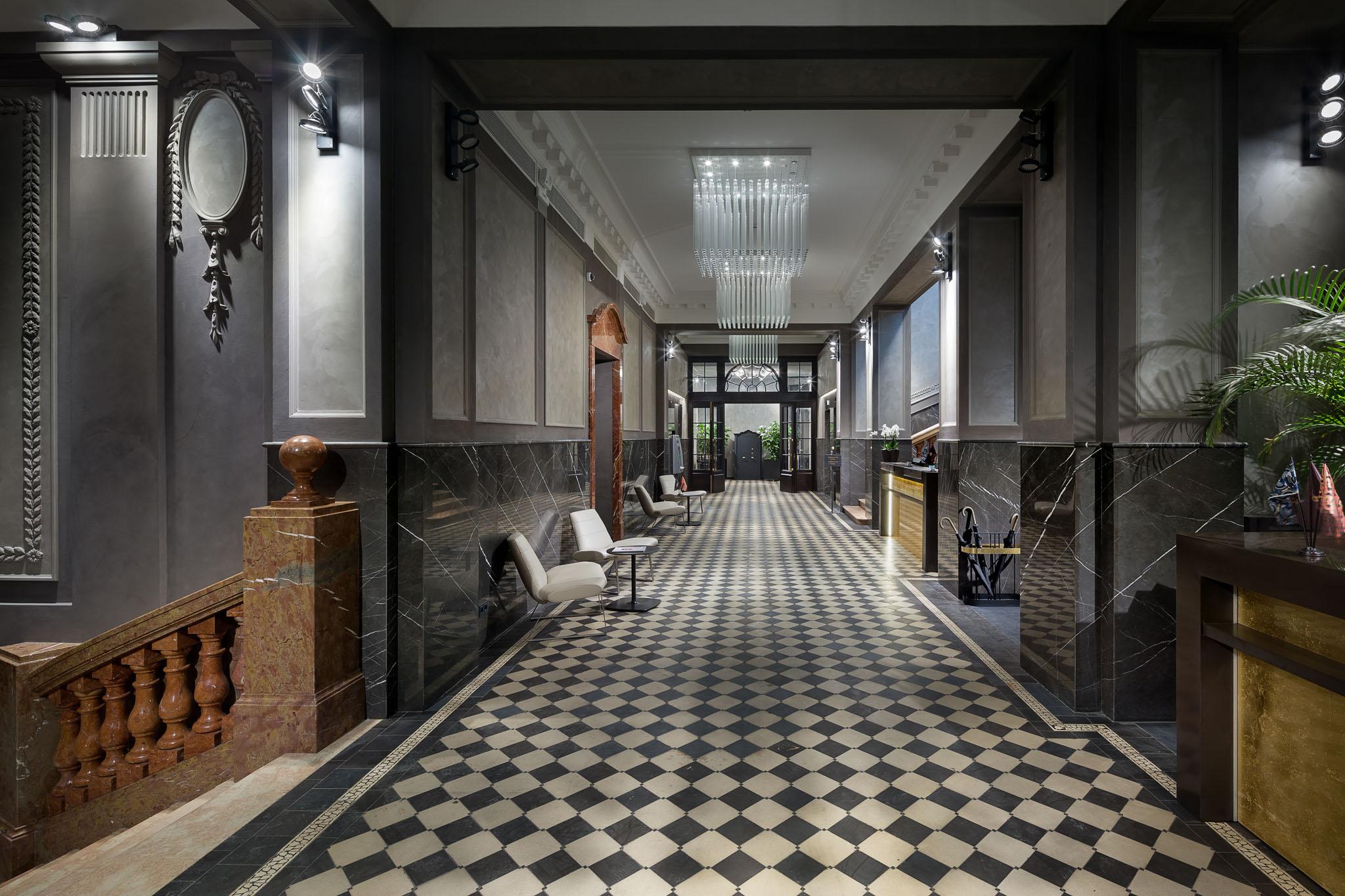 BankHotel Lviv portfolio 4