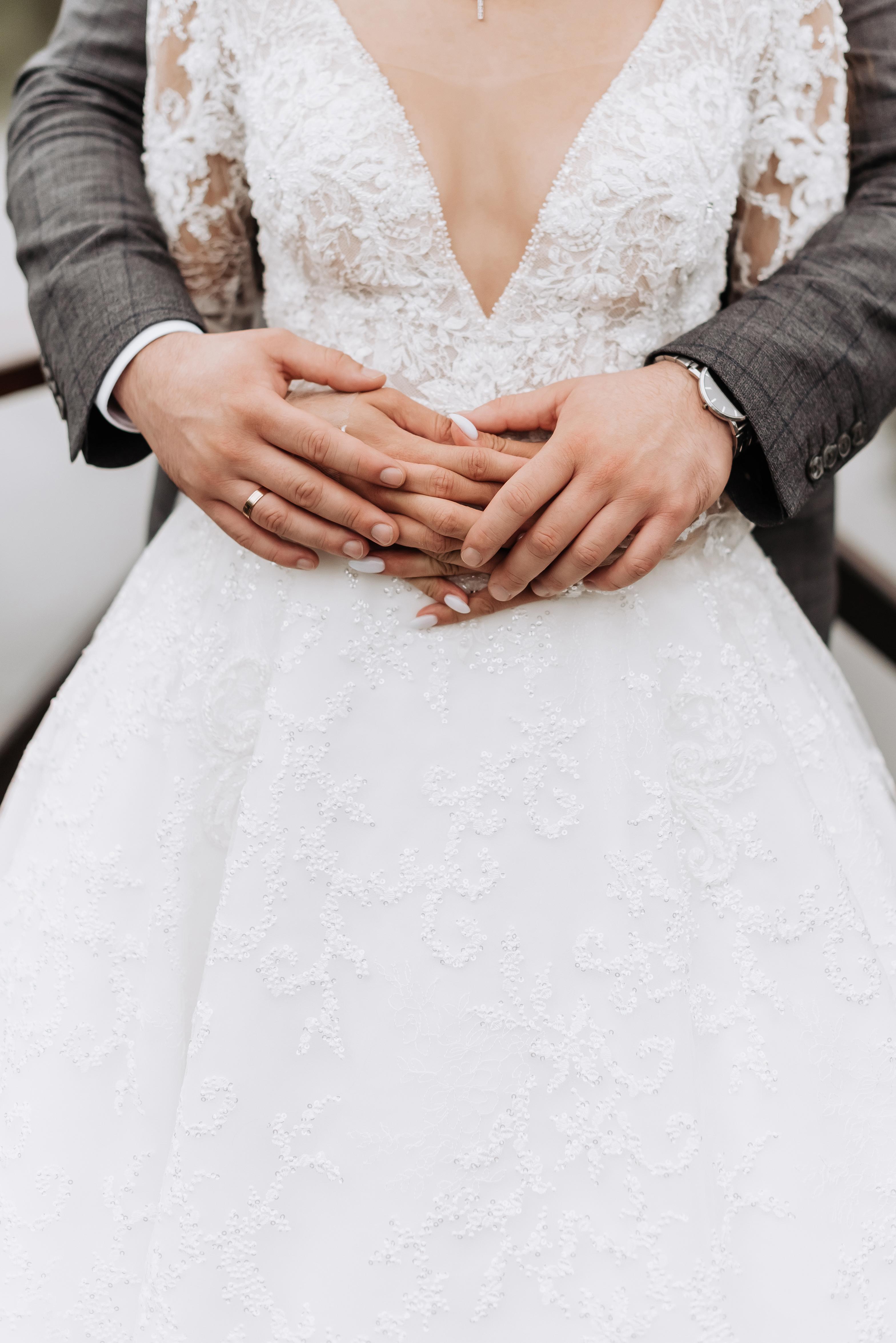 A Glamorous Summer Wedding at Panska Gora 1