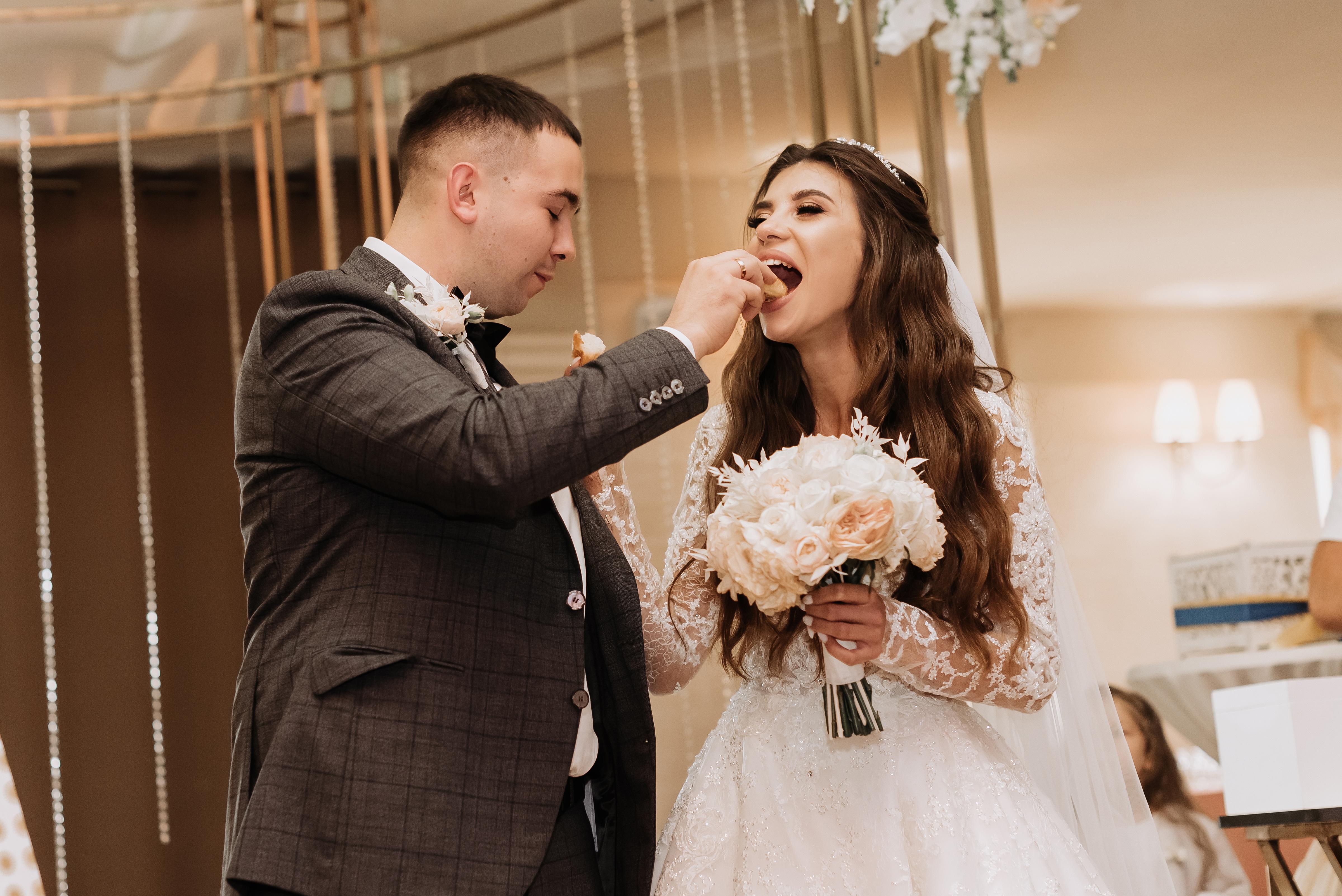 A Glamorous Summer Wedding at Panska Gora photo 4