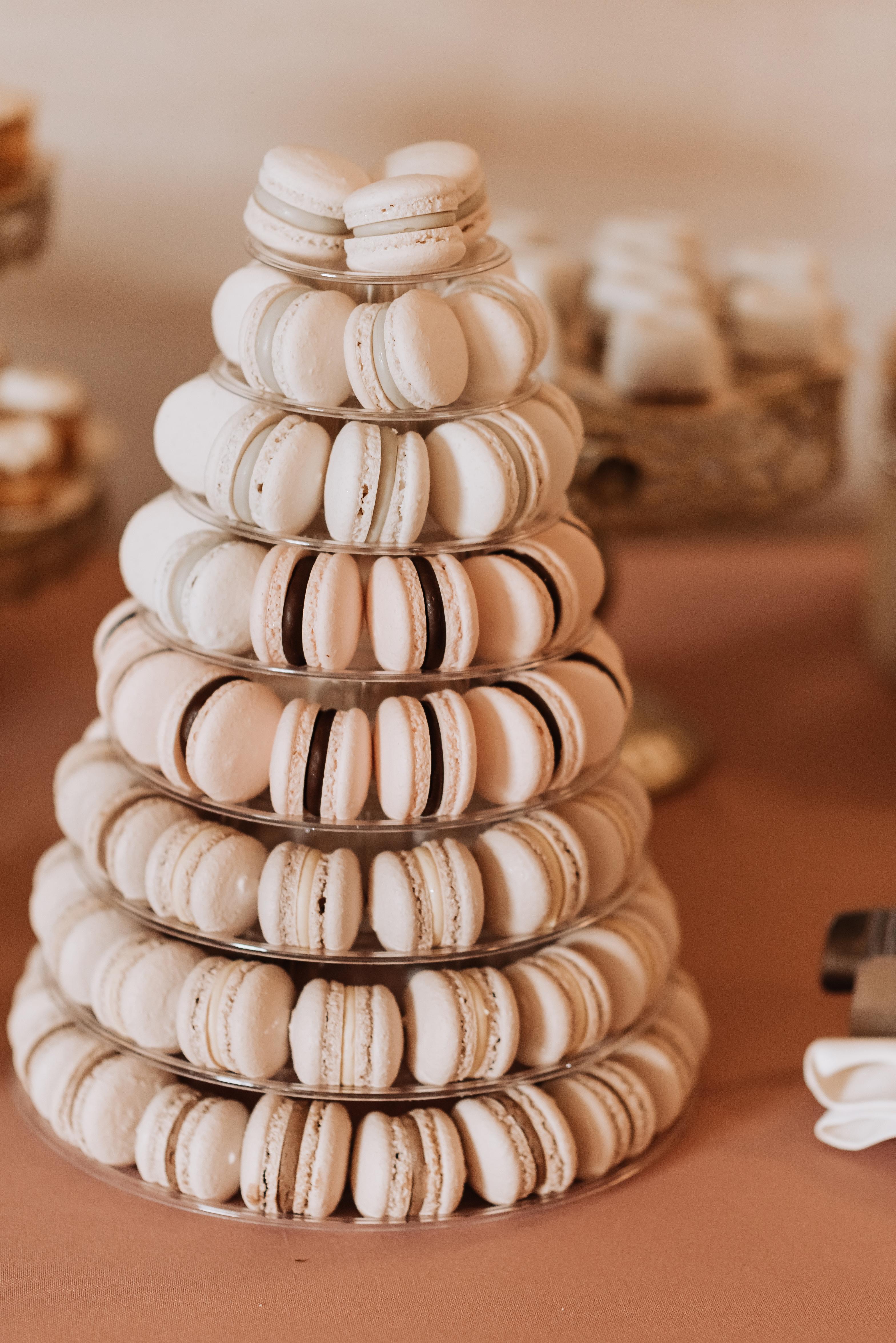 A Glamorous Summer Wedding at Panska Gora photo 3