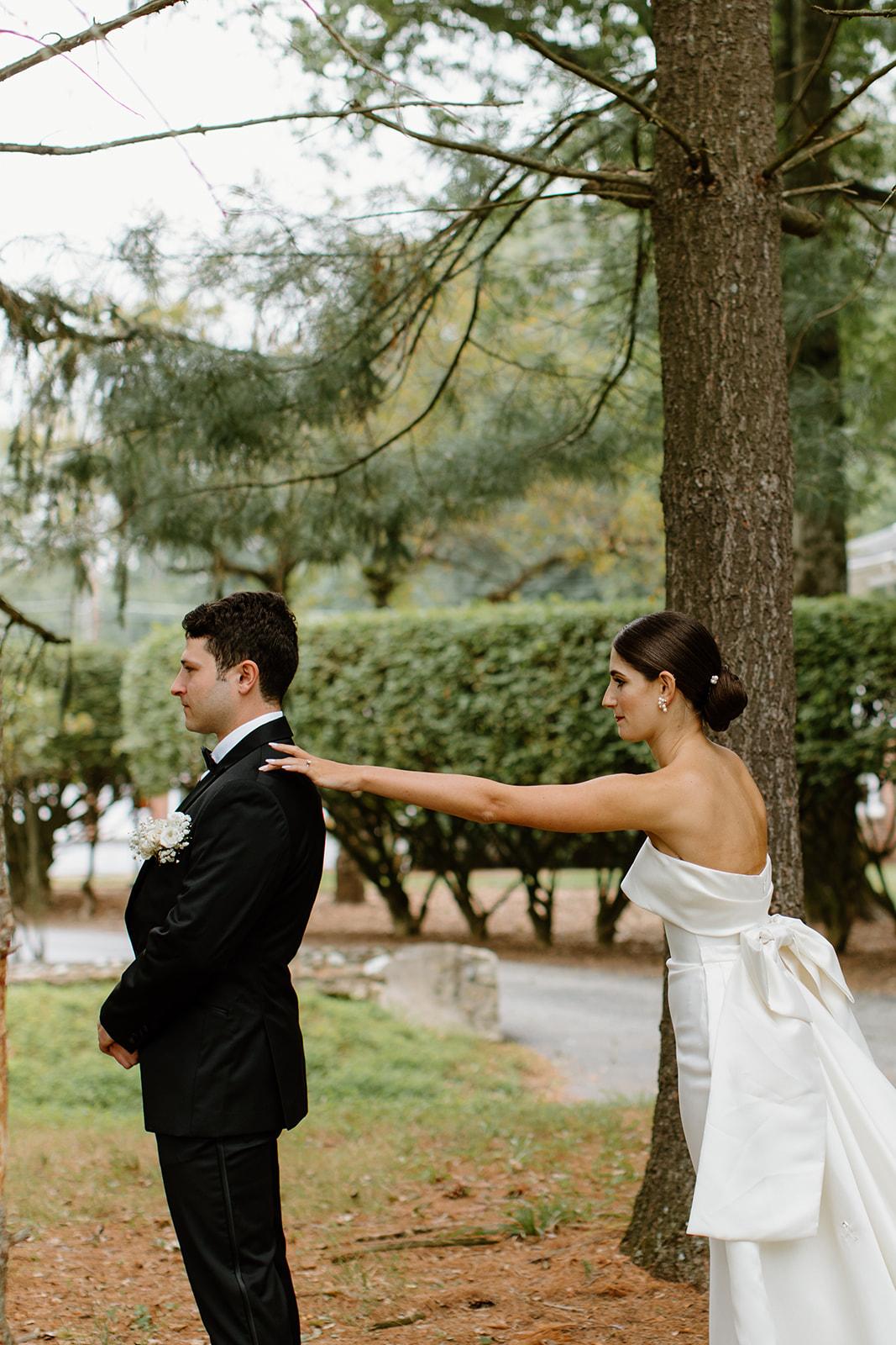 A Modern Summer Wedding at Perona Farms 42
