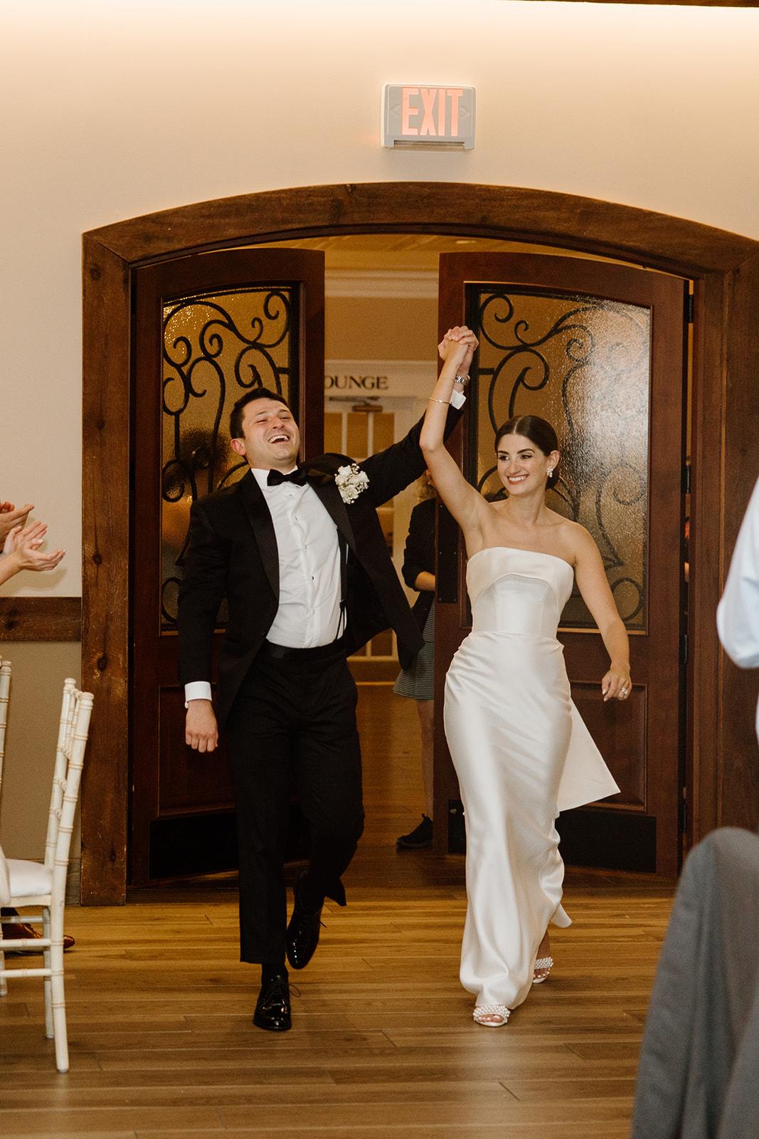A Modern Summer Wedding at Perona Farms 45