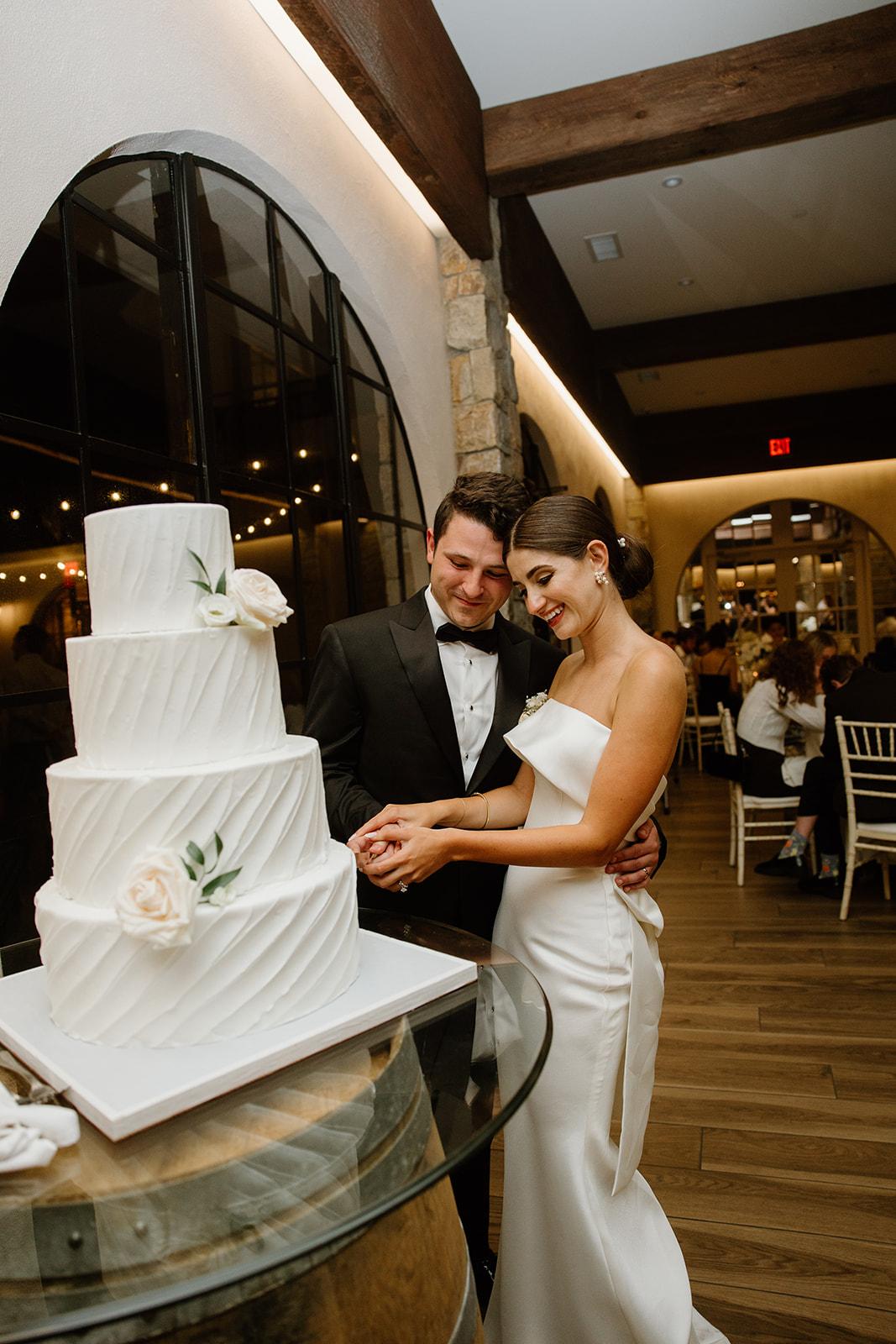 A Modern Summer Wedding at Perona Farms 35