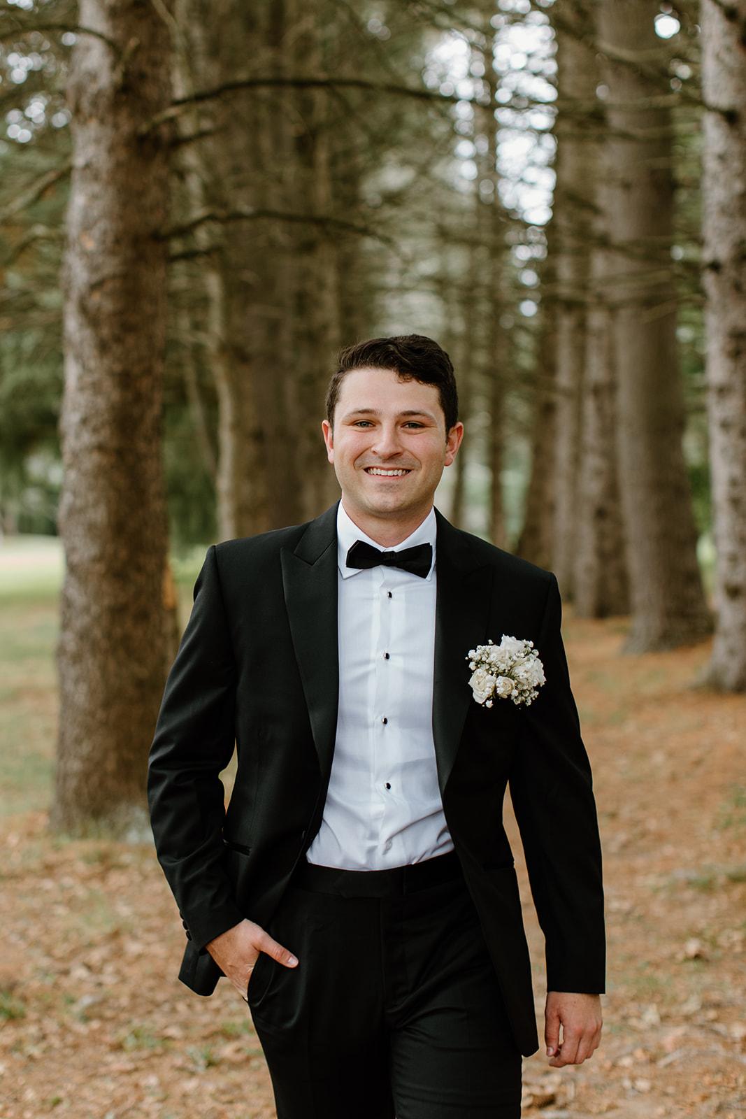 A Modern Summer Wedding at Perona Farms 17
