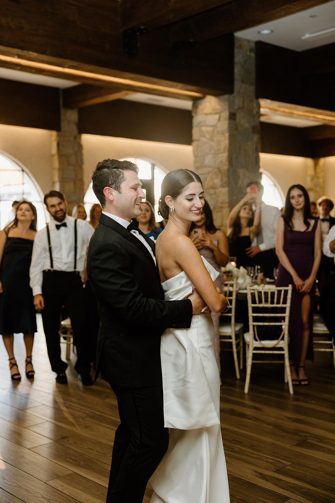 A Modern Summer Wedding at Perona Farms 14