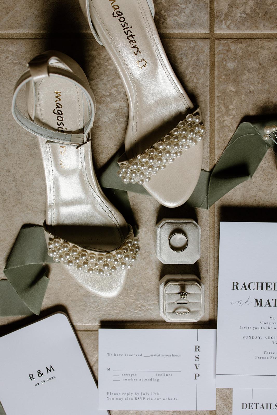 A Modern Summer Wedding at Perona Farms 43
