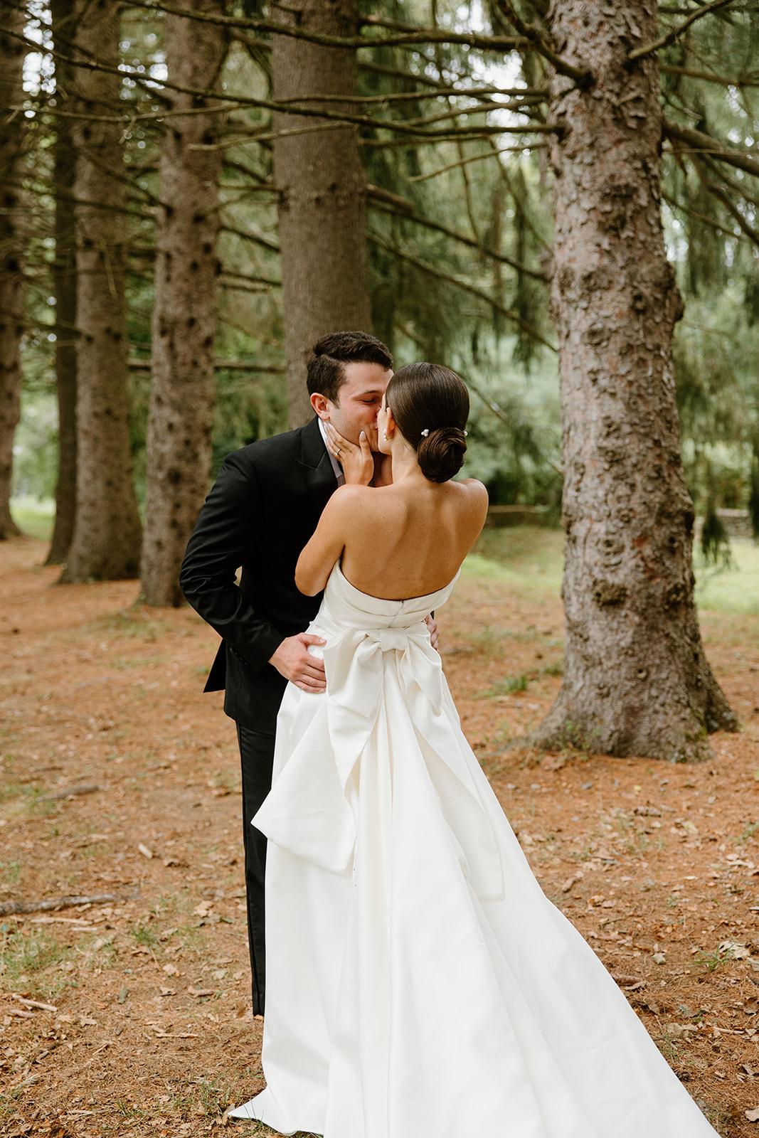 A Modern Summer Wedding at Perona Farms 51