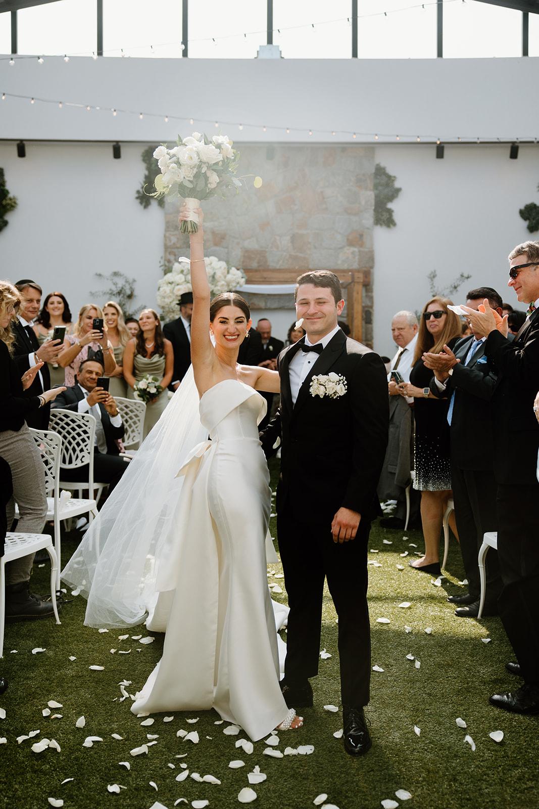 A Modern Summer Wedding at Perona Farms 54